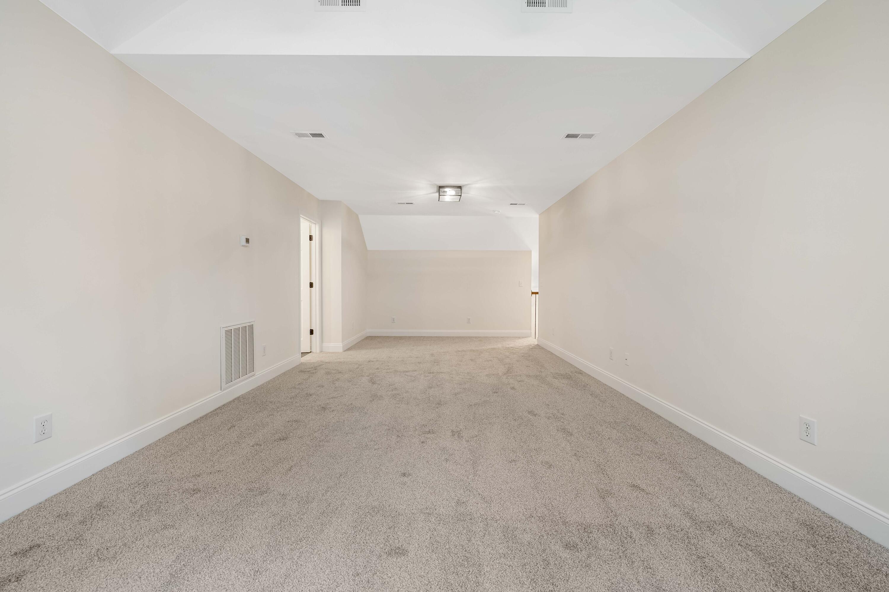615 Glen Oaks Place