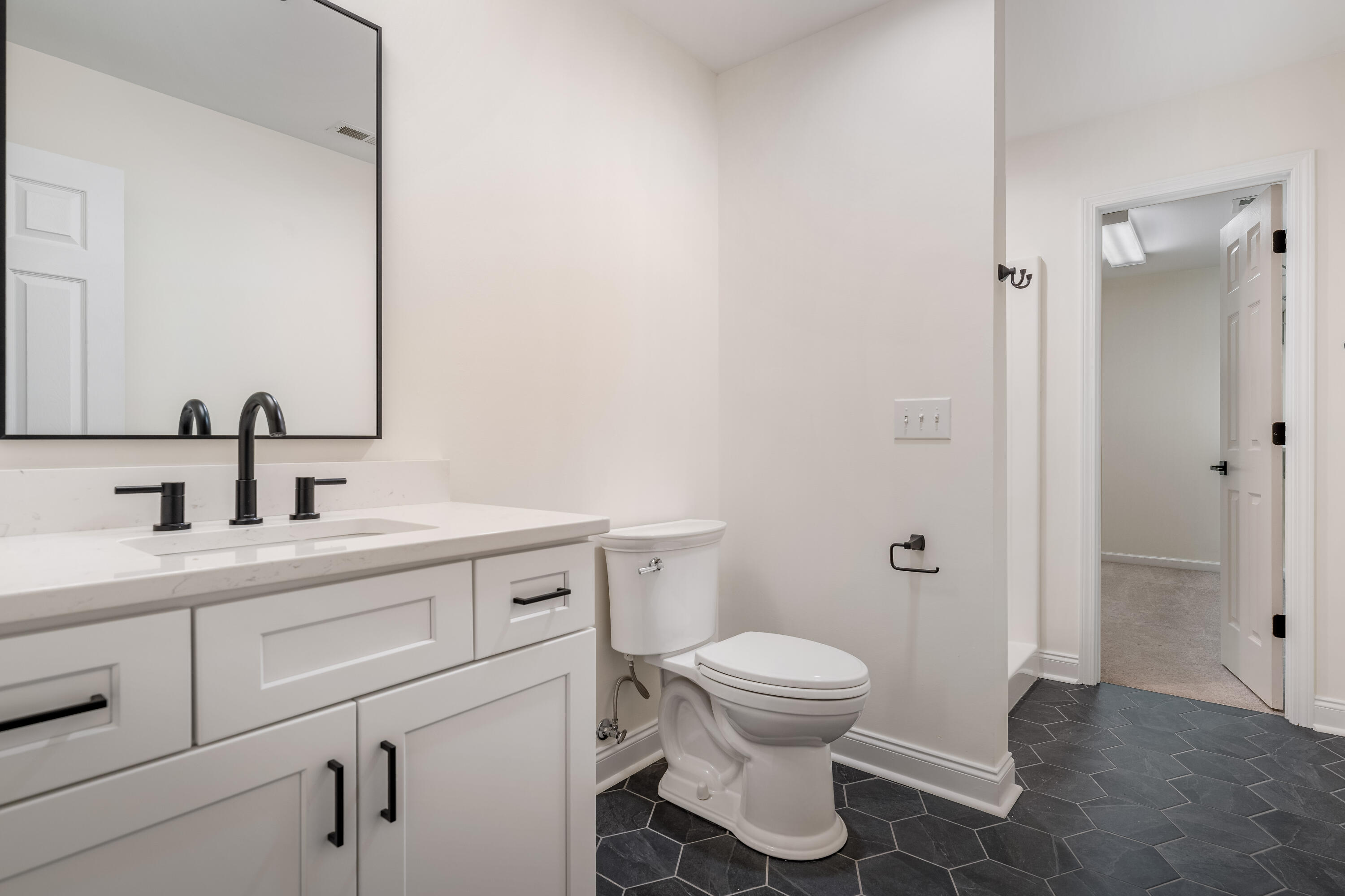 615 Glen Oaks Place