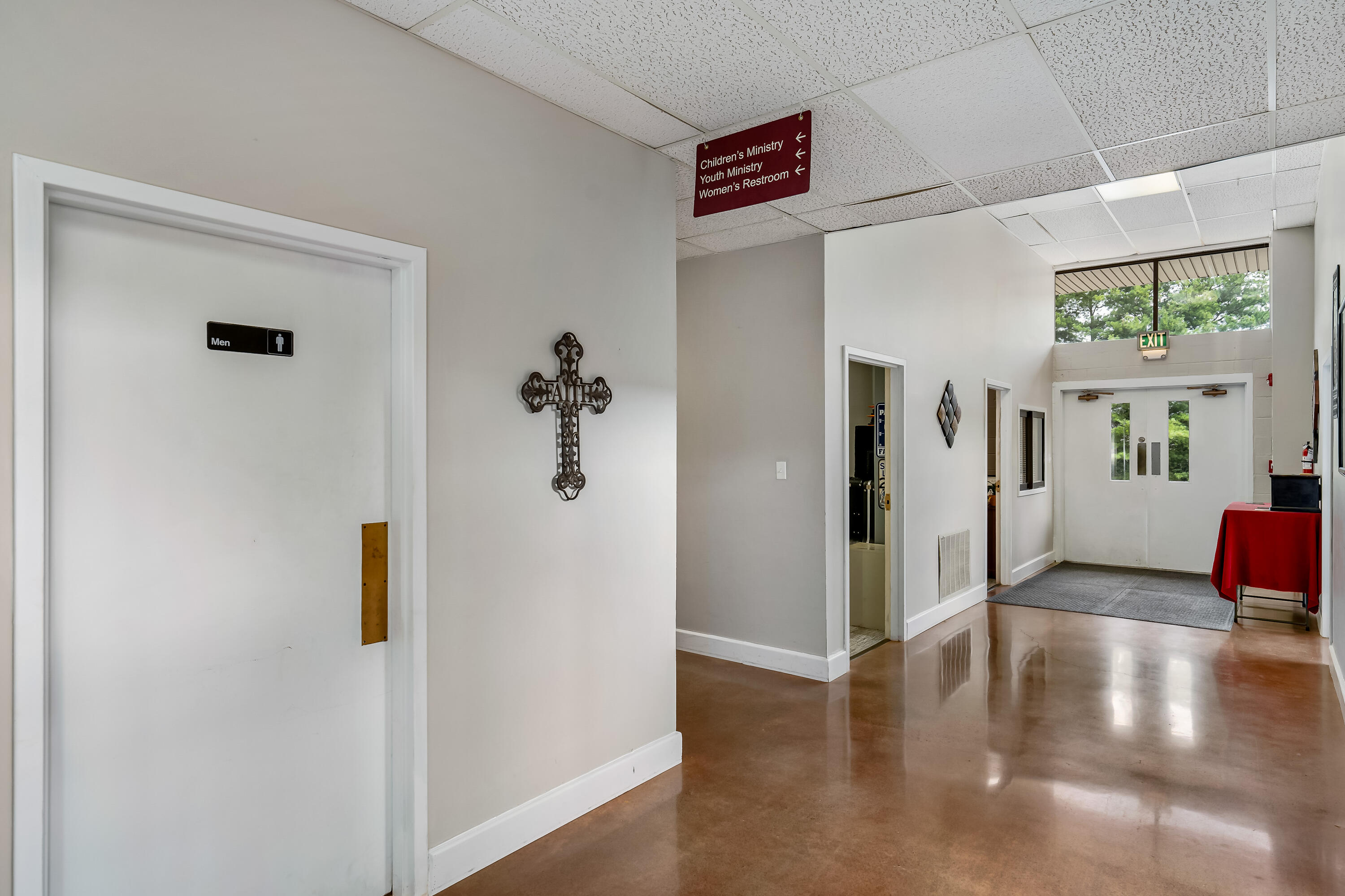 408 East Mountain View Road