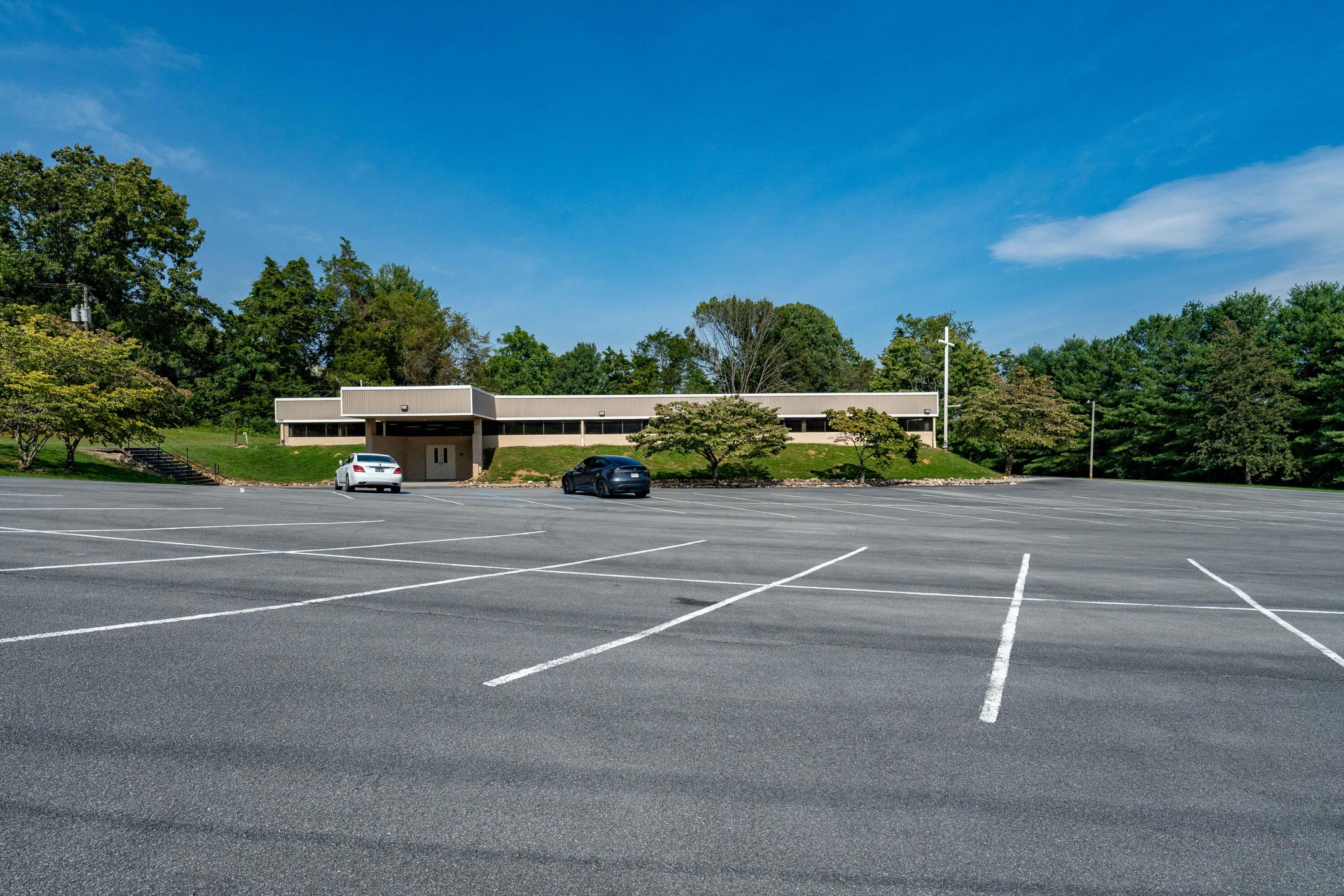 408 East Mountain View Road