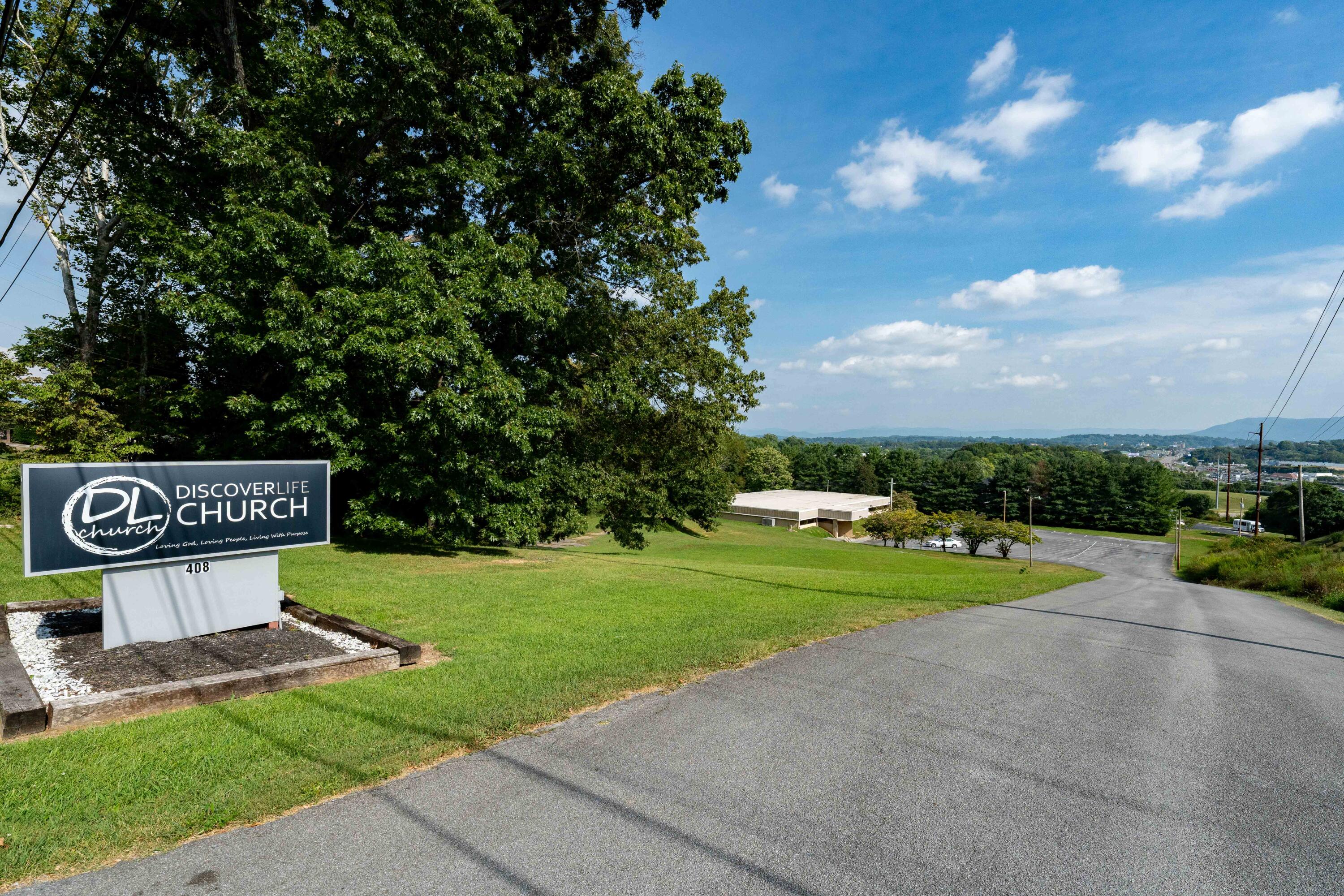 408 East Mountain View Road
