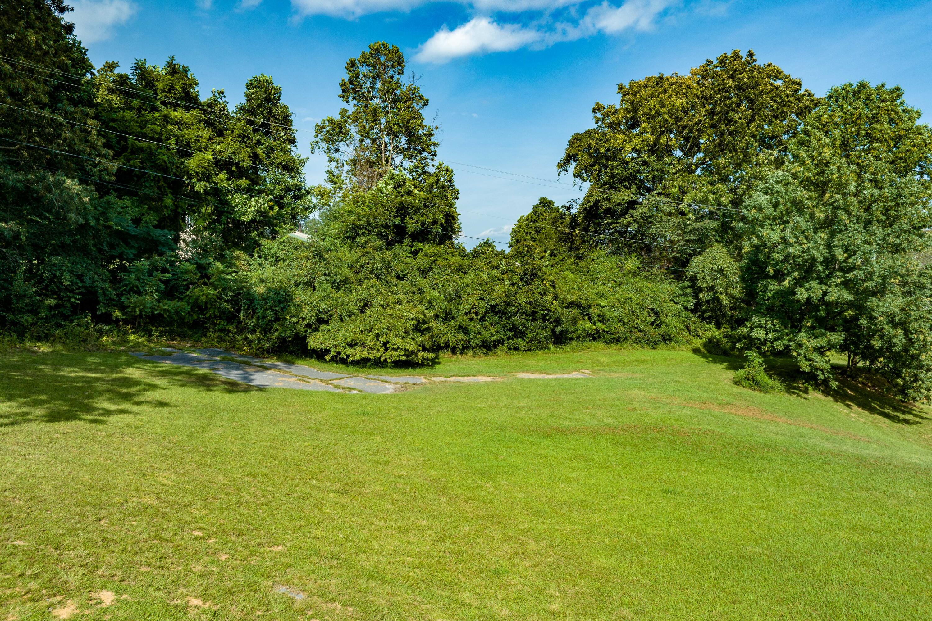 408 East Mountain View Road
