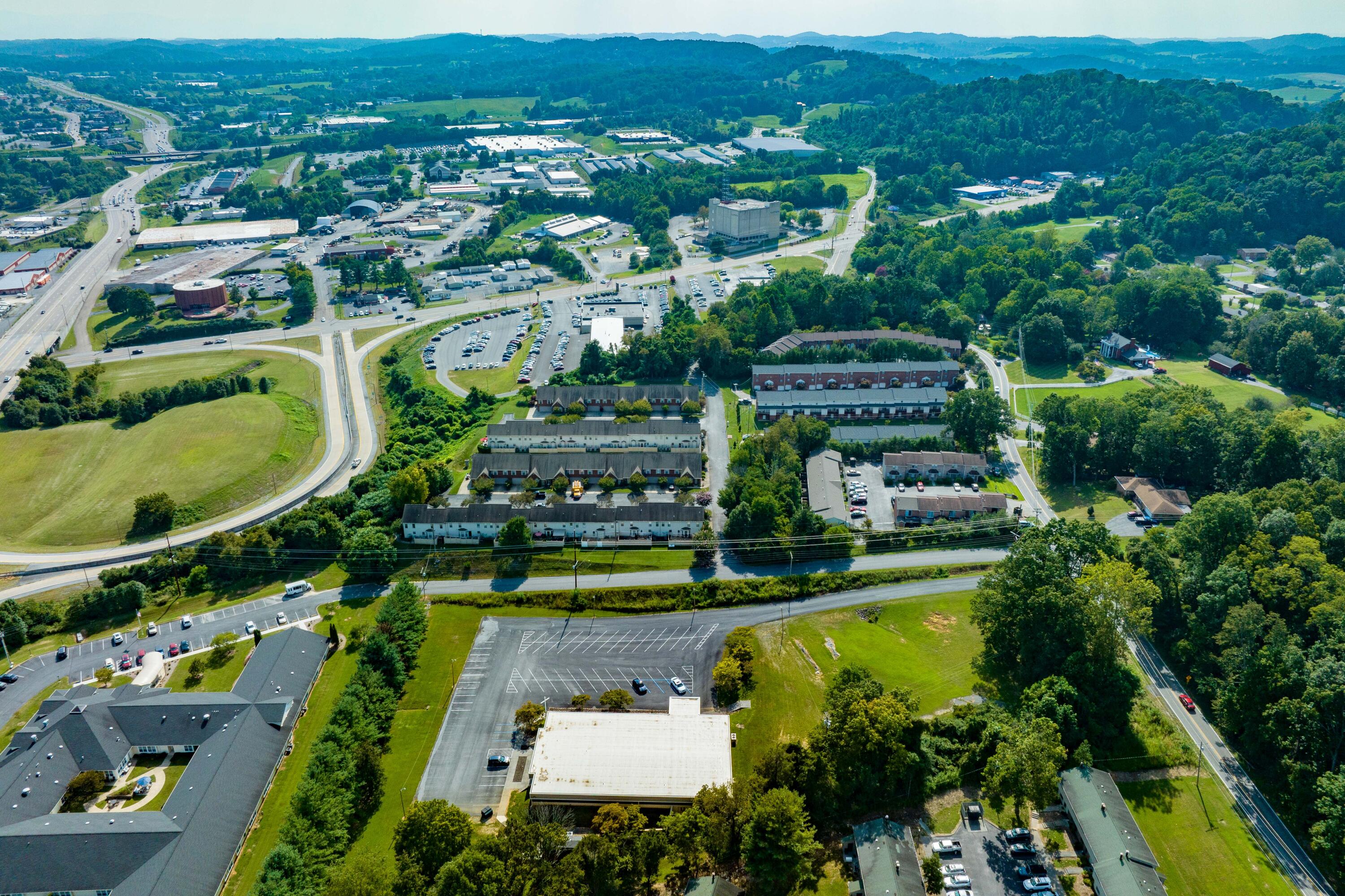 408 East Mountain View Road