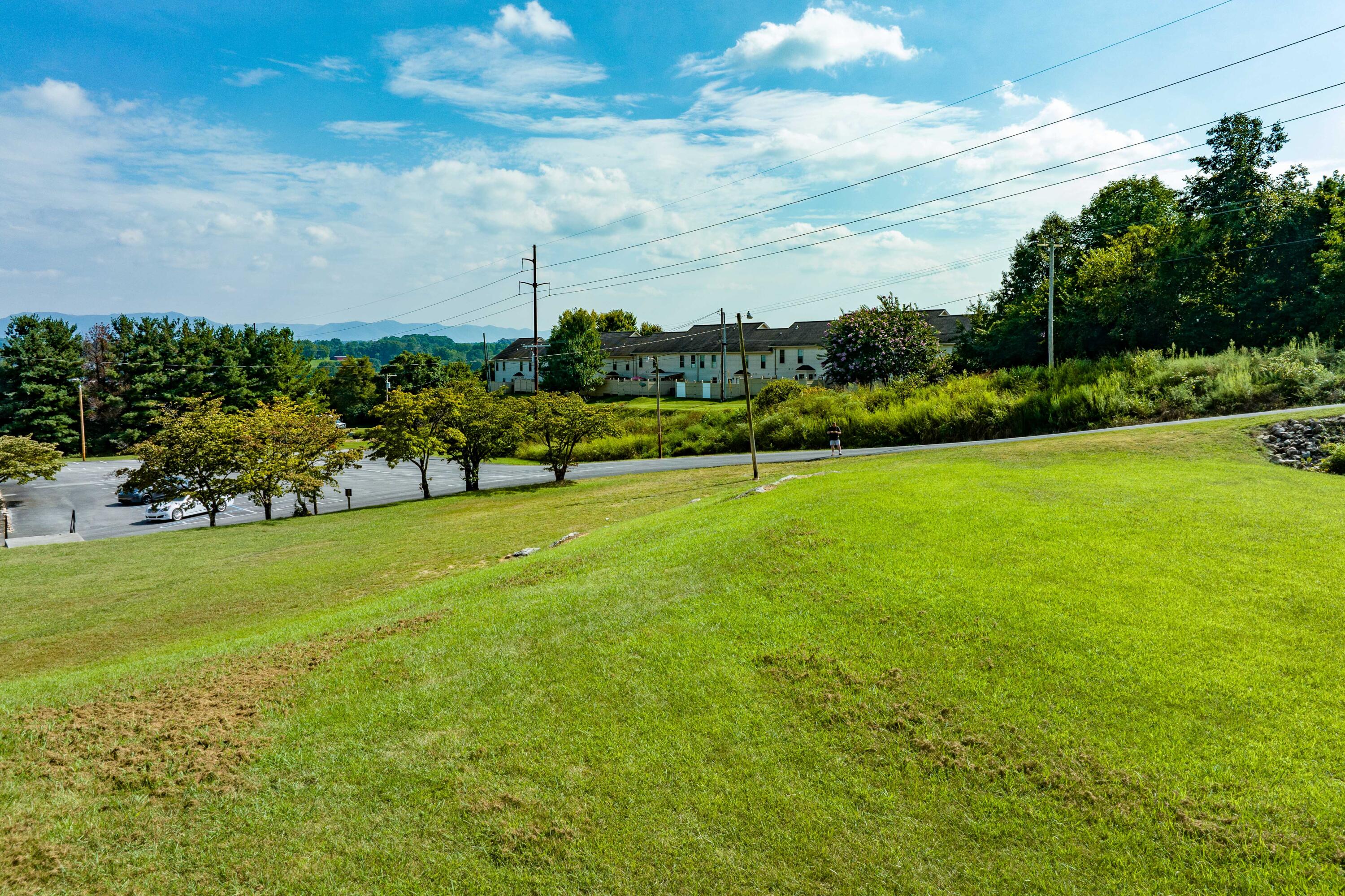 408 East Mountain View Road