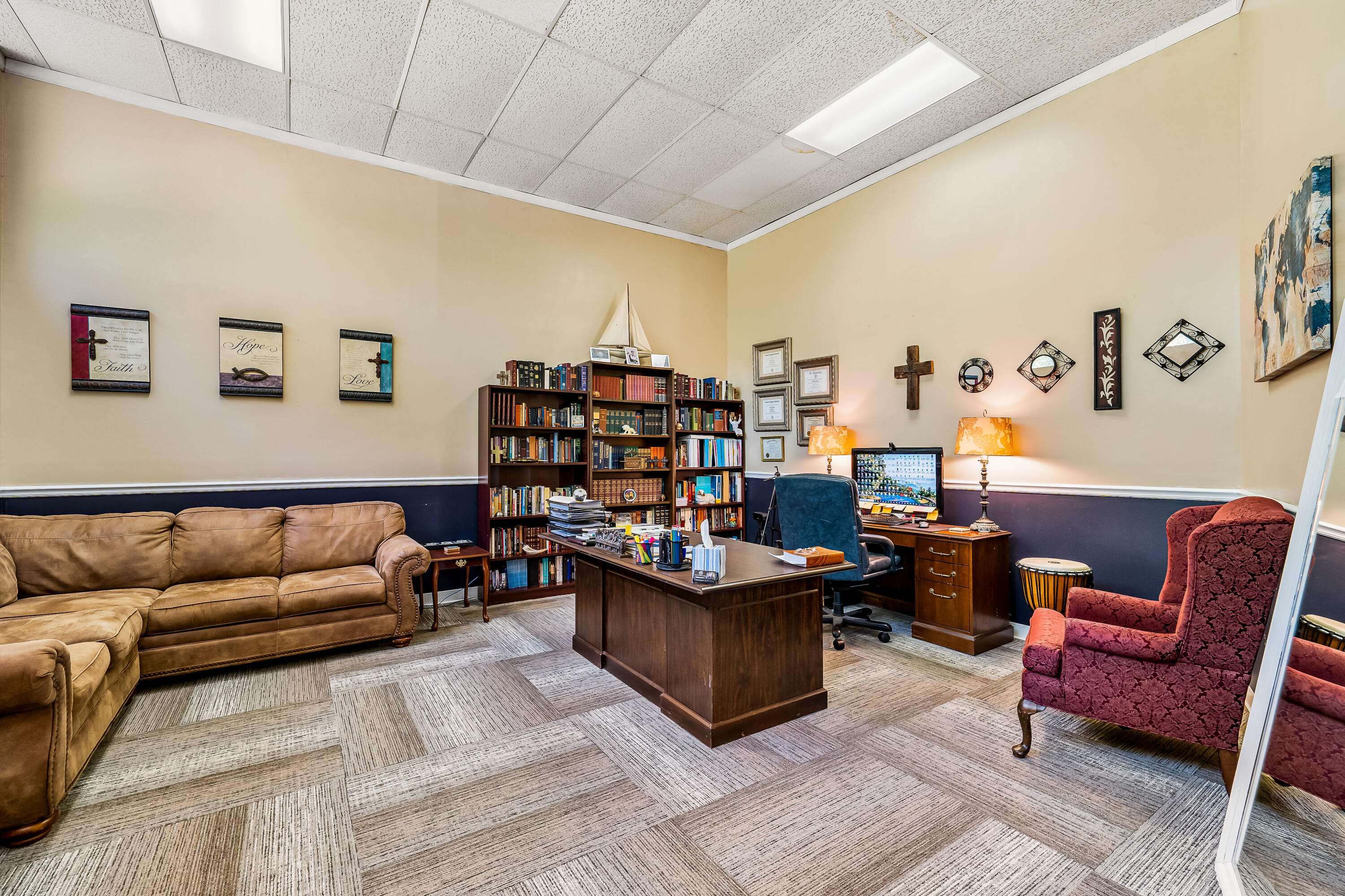 408 East Mountain View Road
