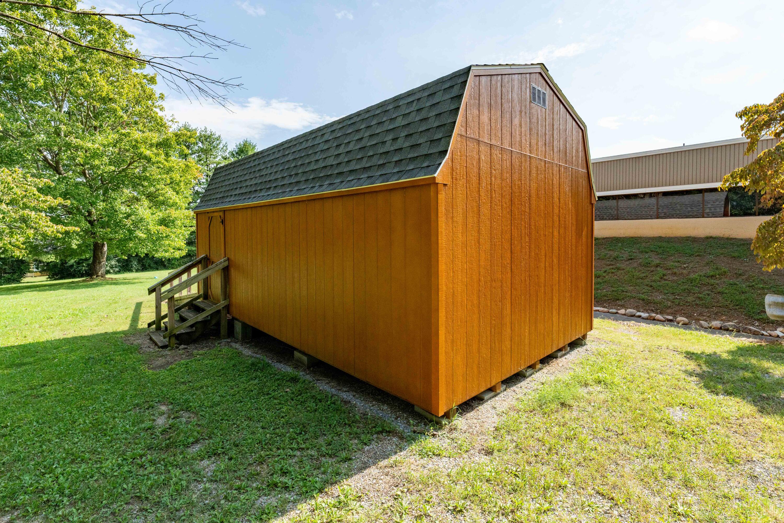 408 East Mountain View Road