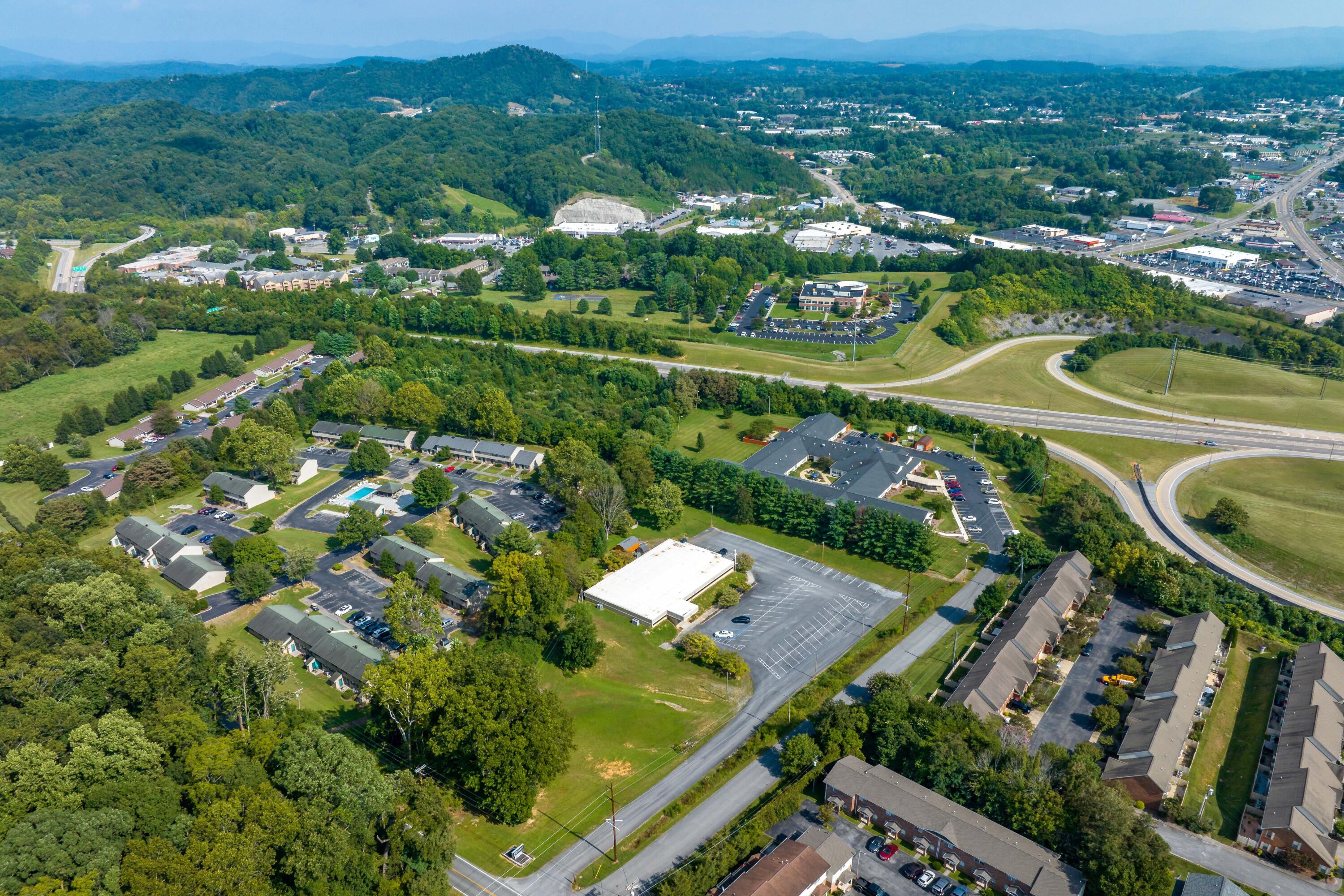 408 East Mountain View Road