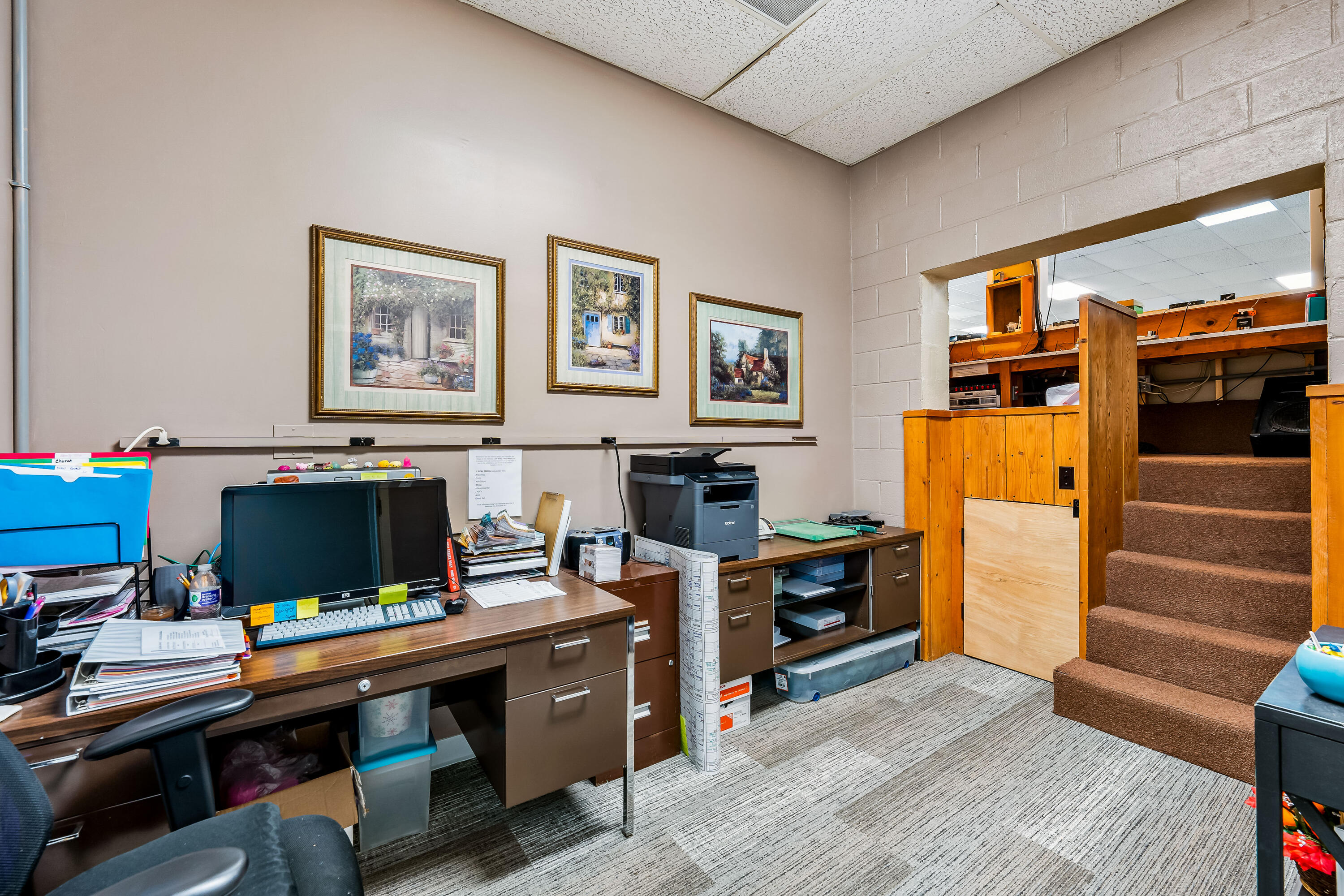 408 East Mountain View Road