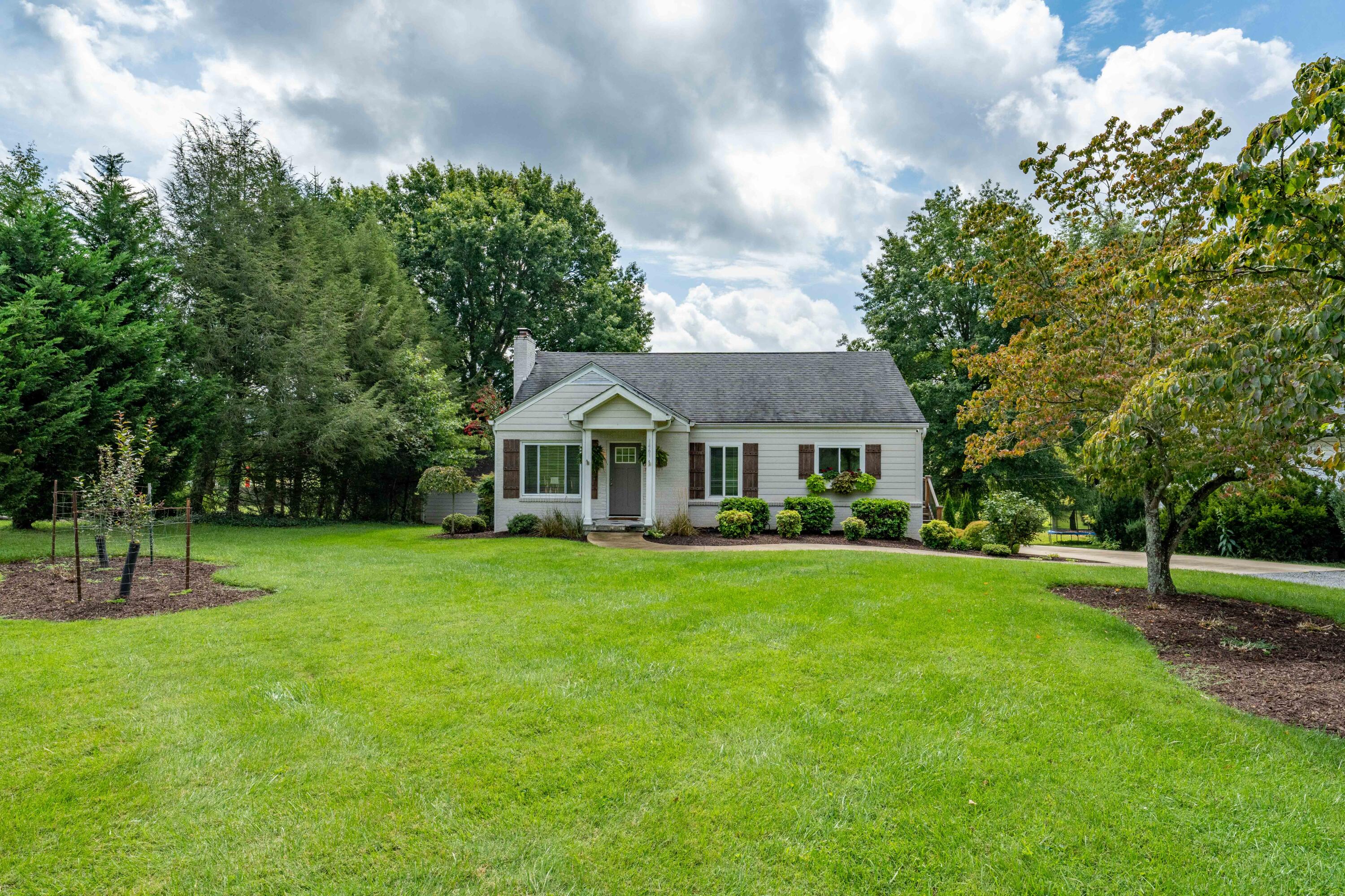 1461 Holston Drive