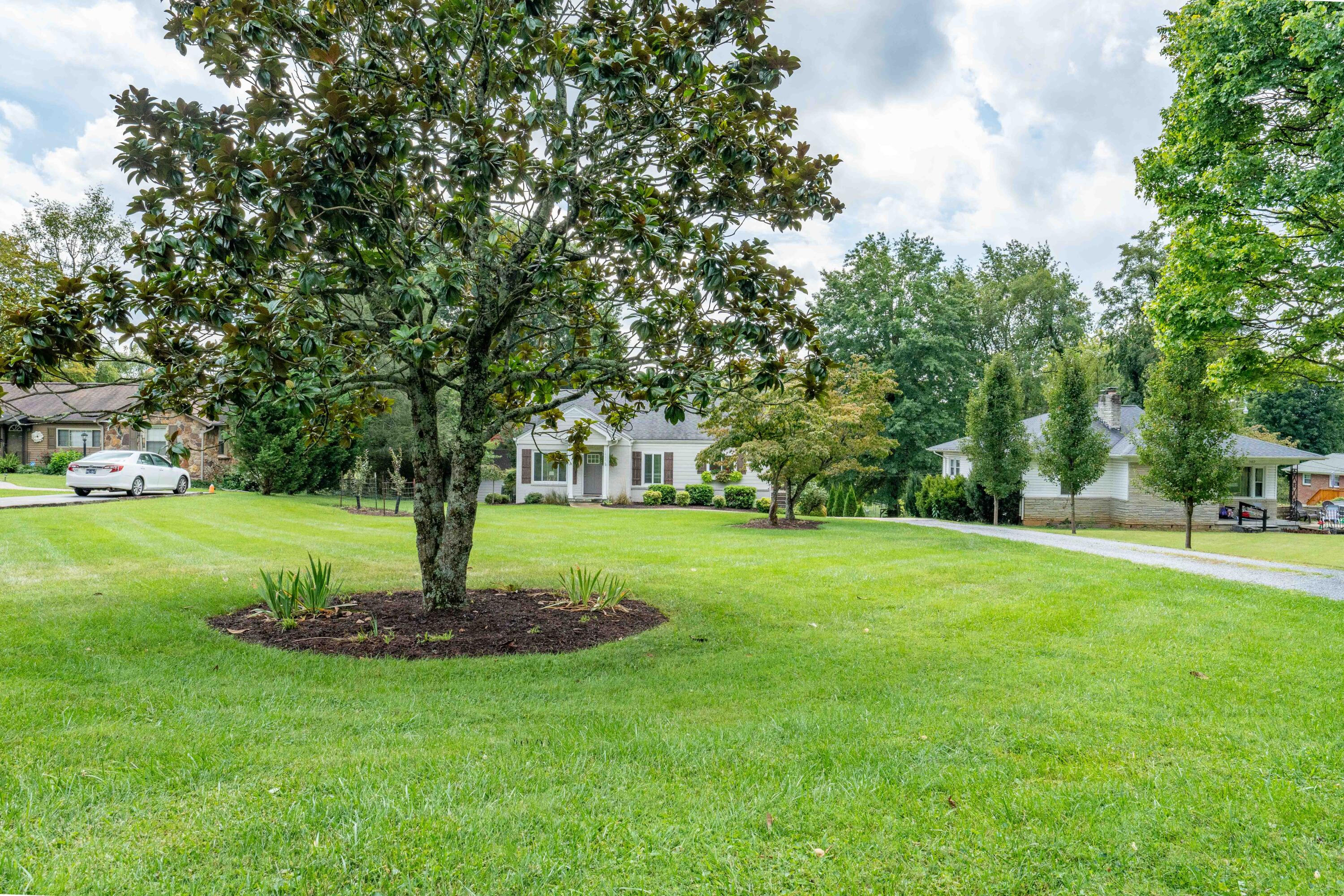 1461 Holston Drive