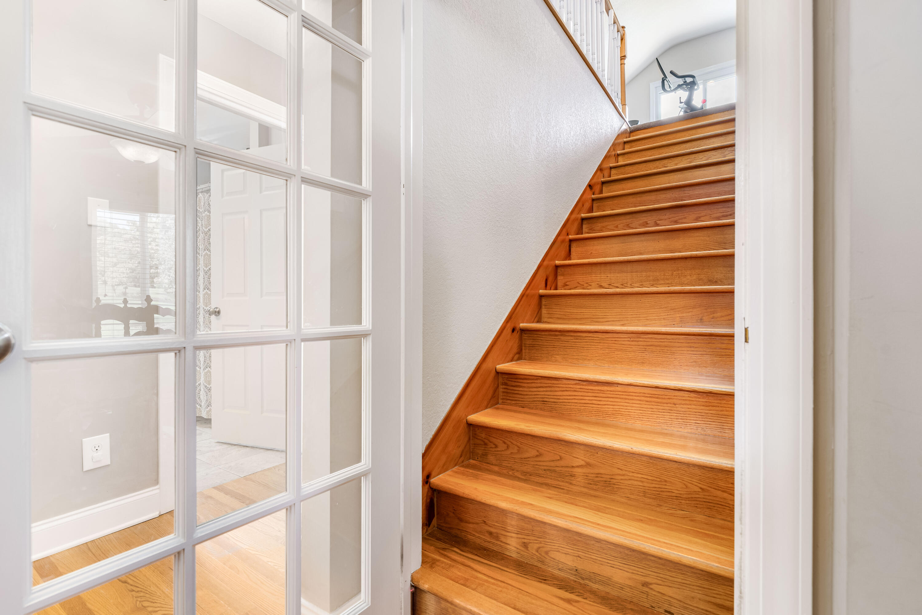1461 Holston Drive