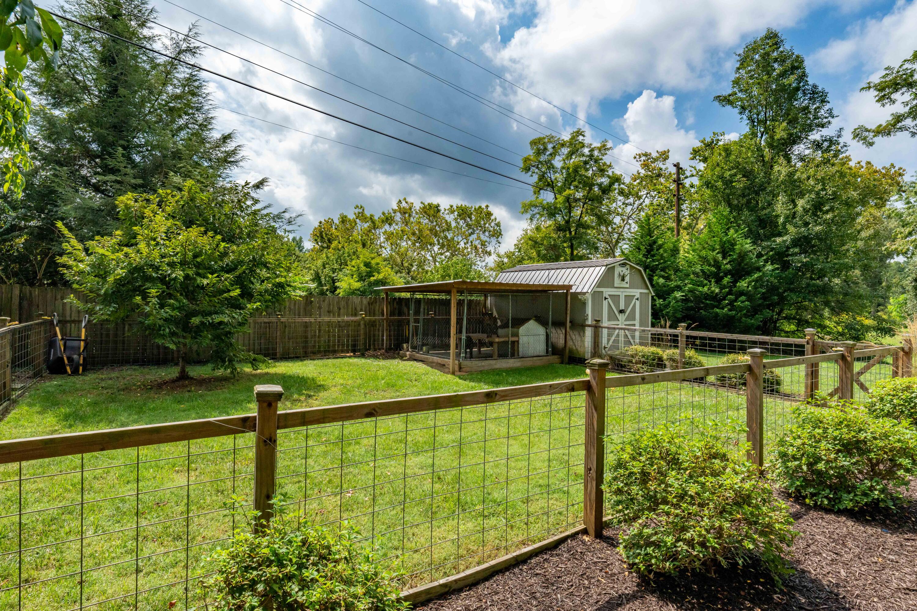 1461 Holston Drive