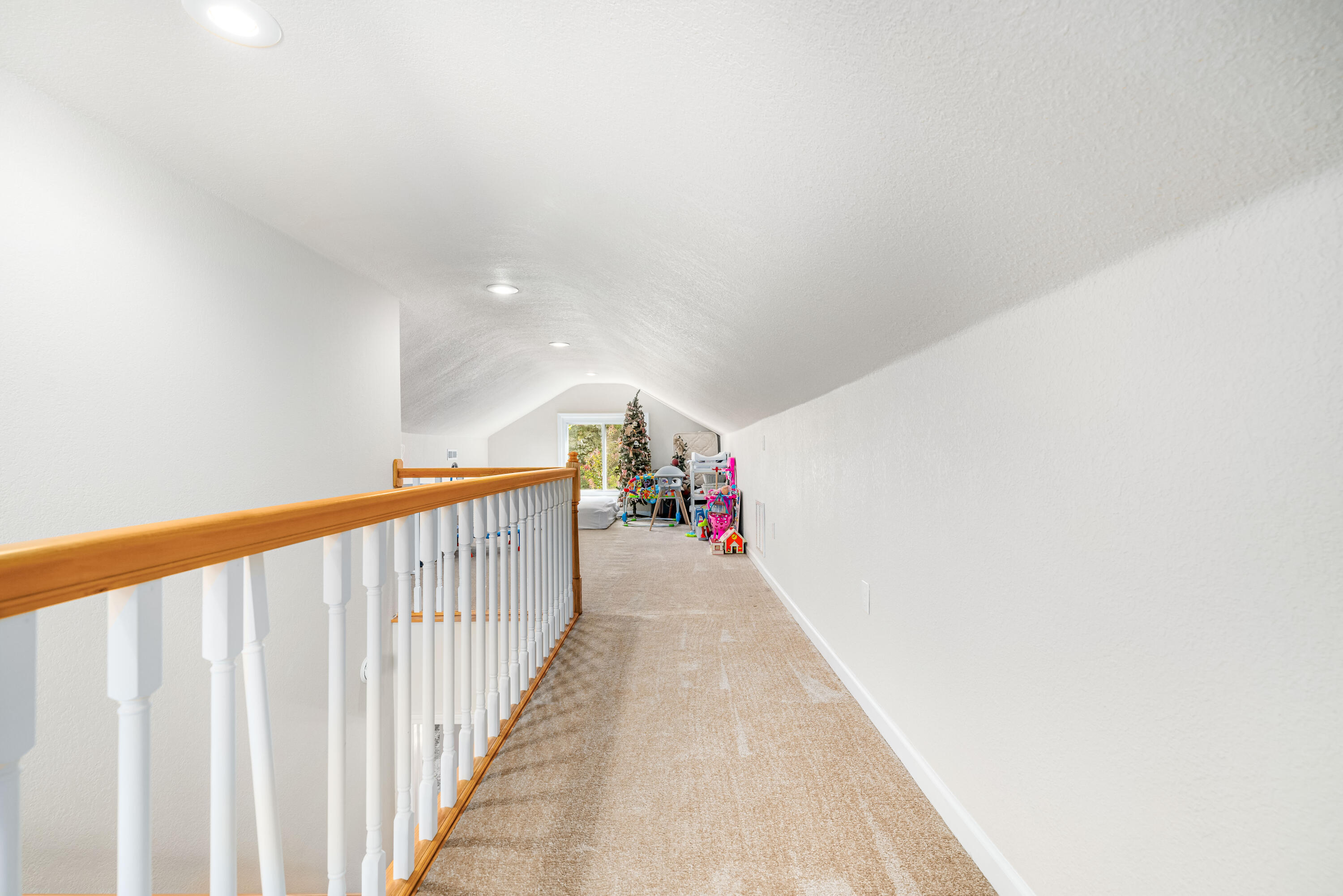 1461 Holston Drive