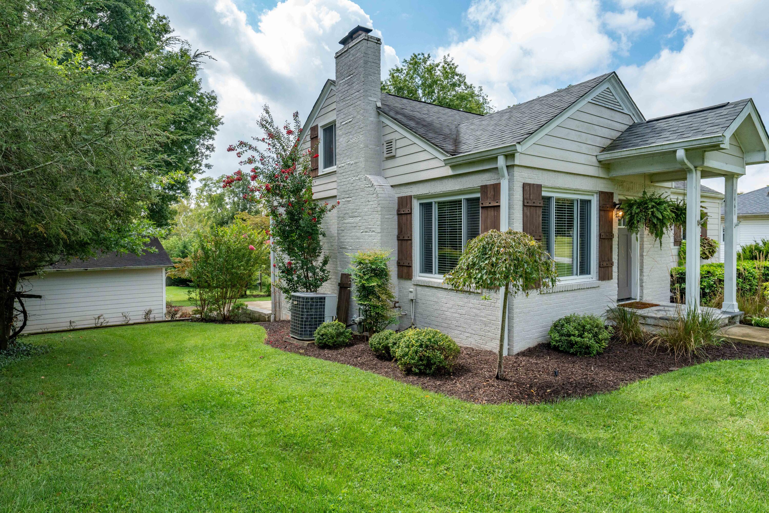 1461 Holston Drive