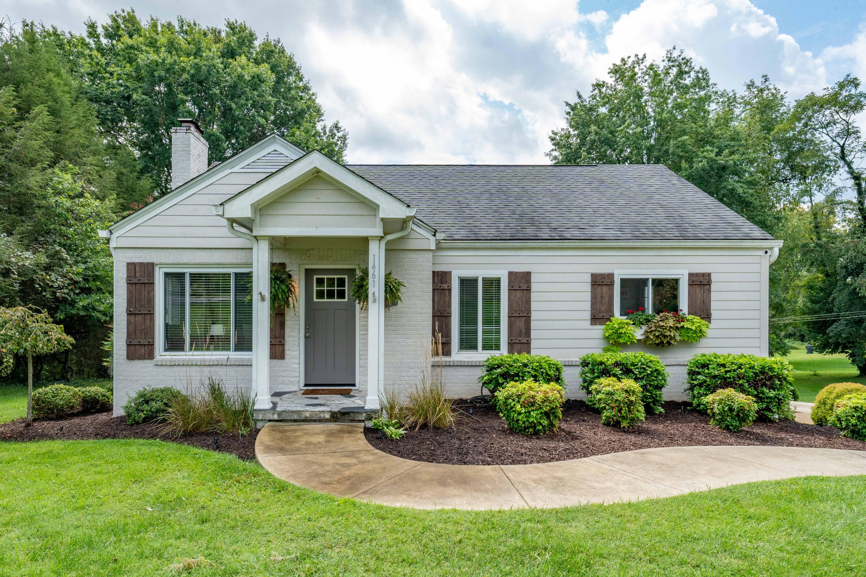 1461 Holston Drive