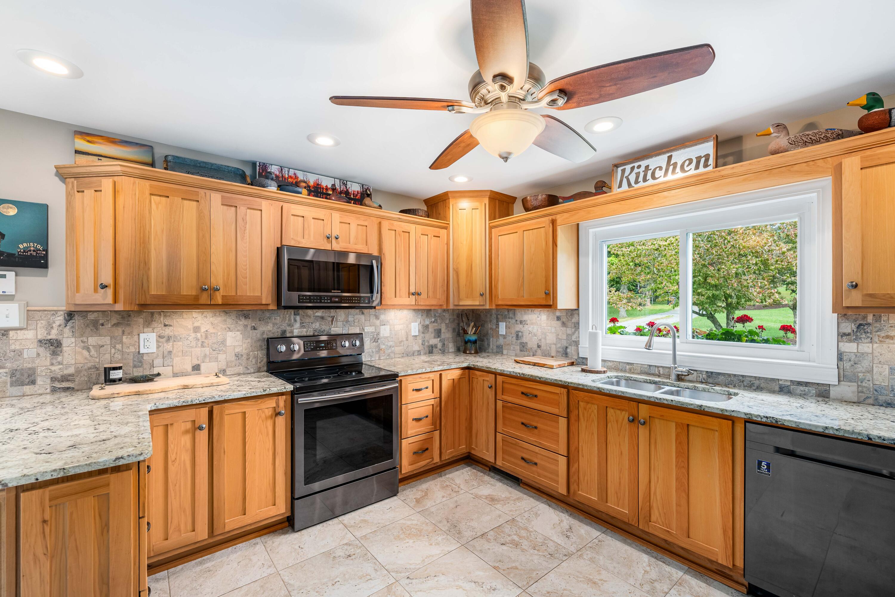1461 Holston Drive