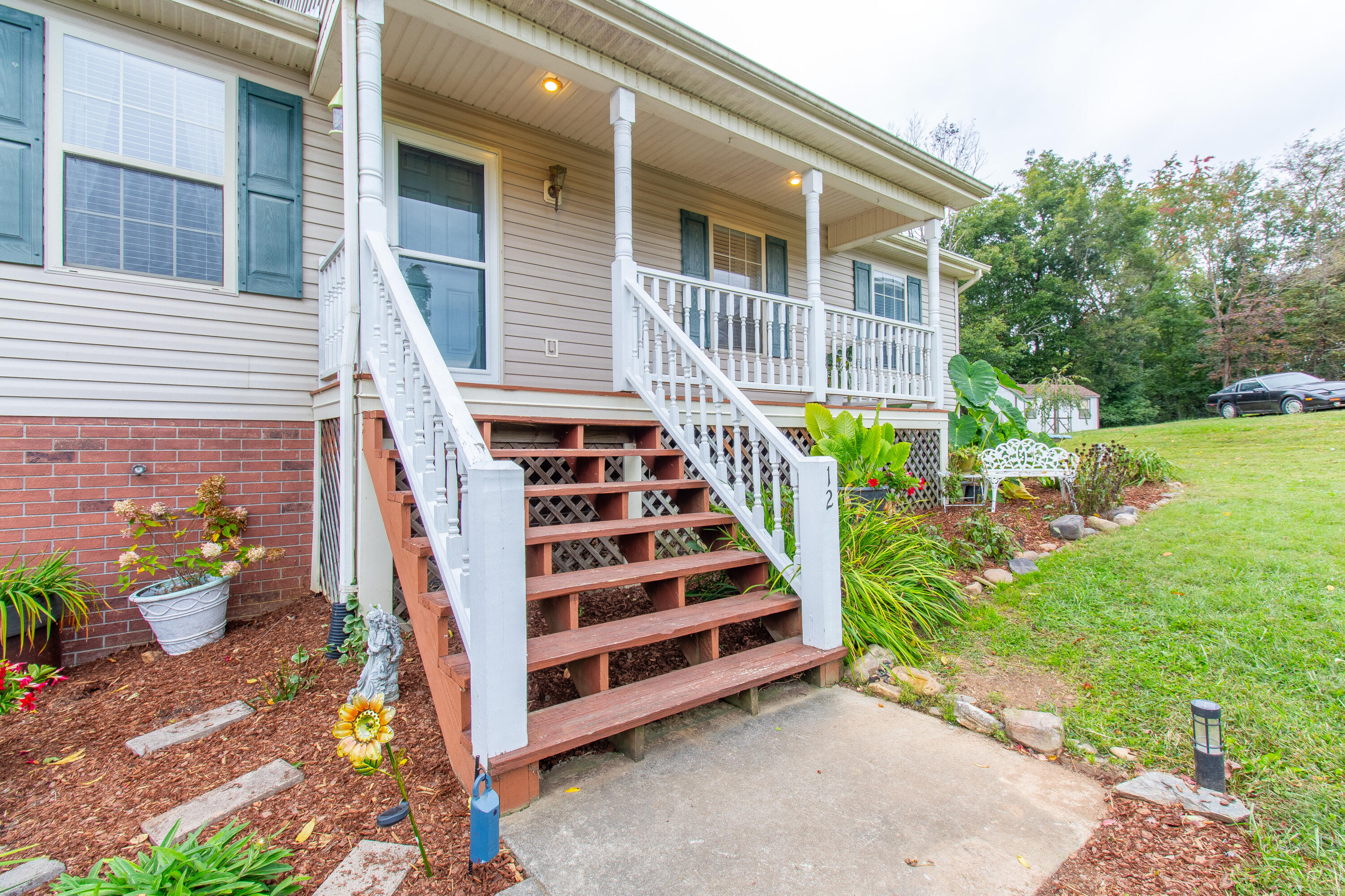 12 Audrey Lane