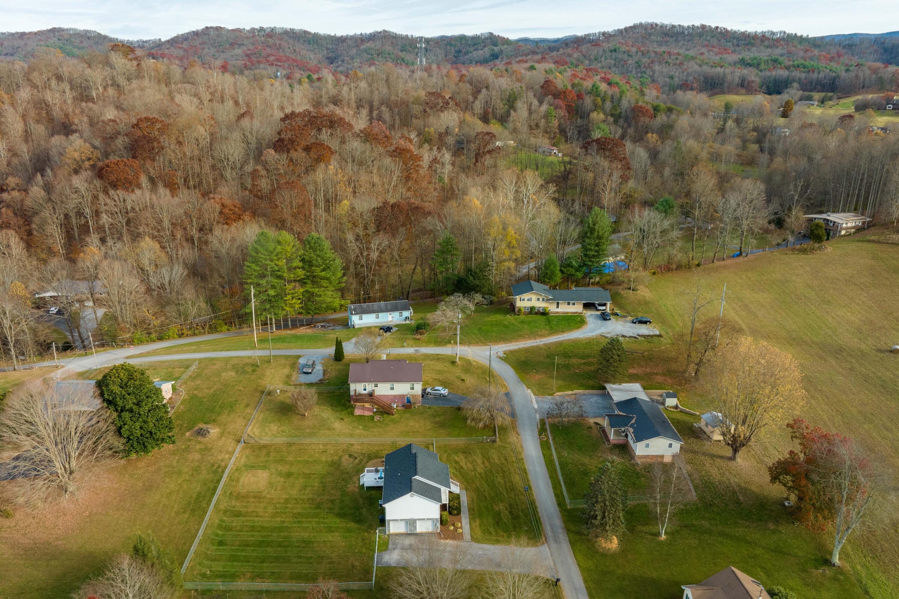1131 Sugar Hollow Loop