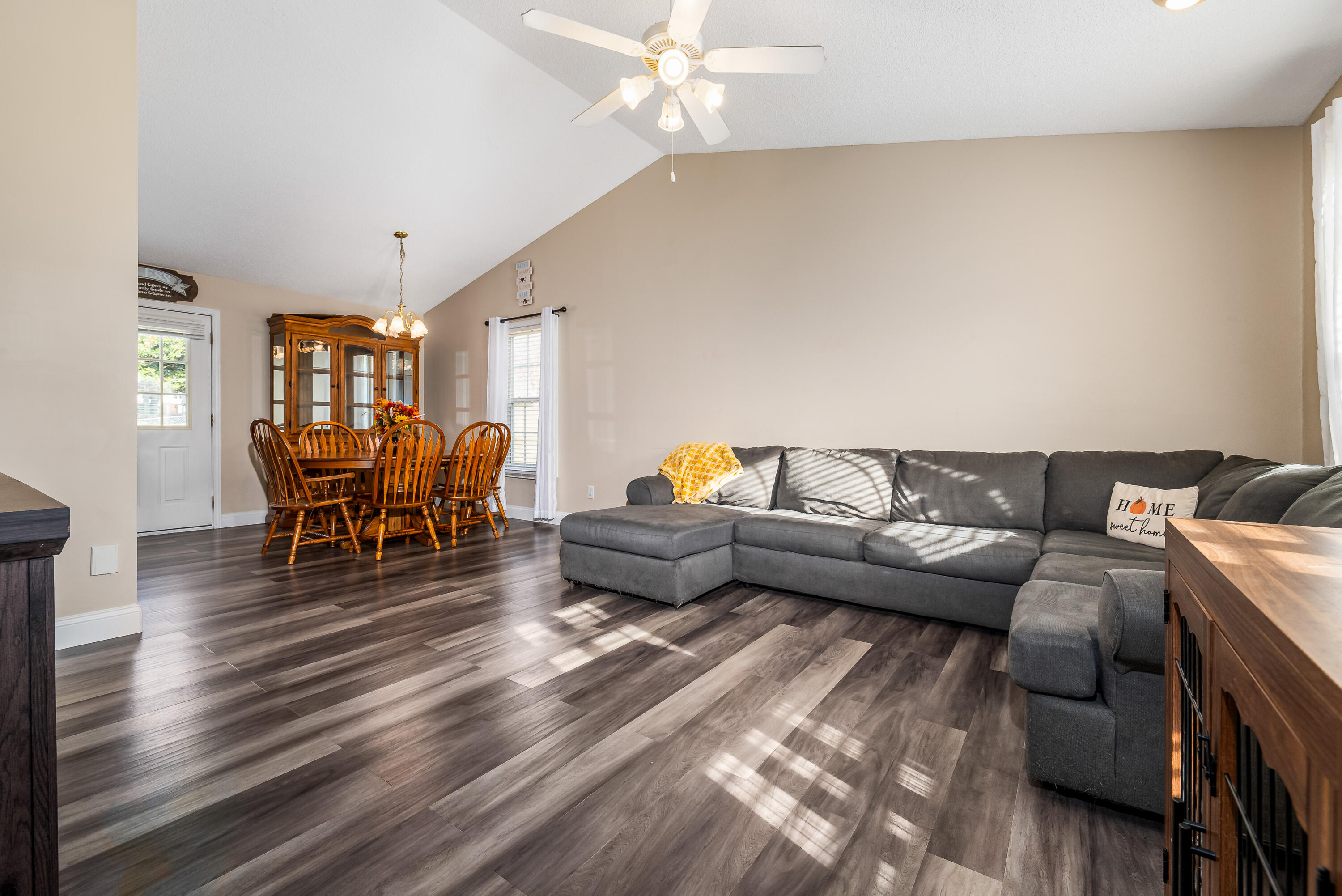 1131 Sugar Hollow Loop
