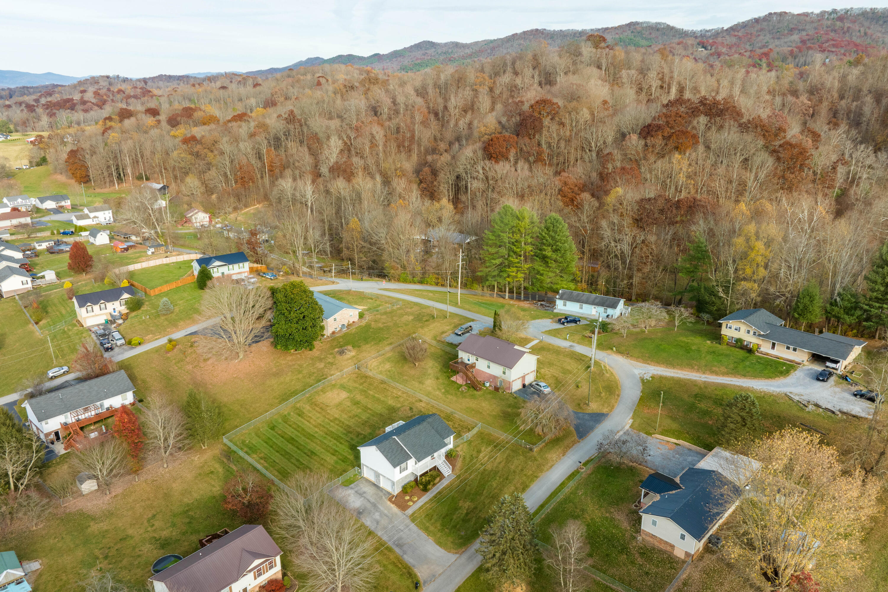 1131 Sugar Hollow Loop