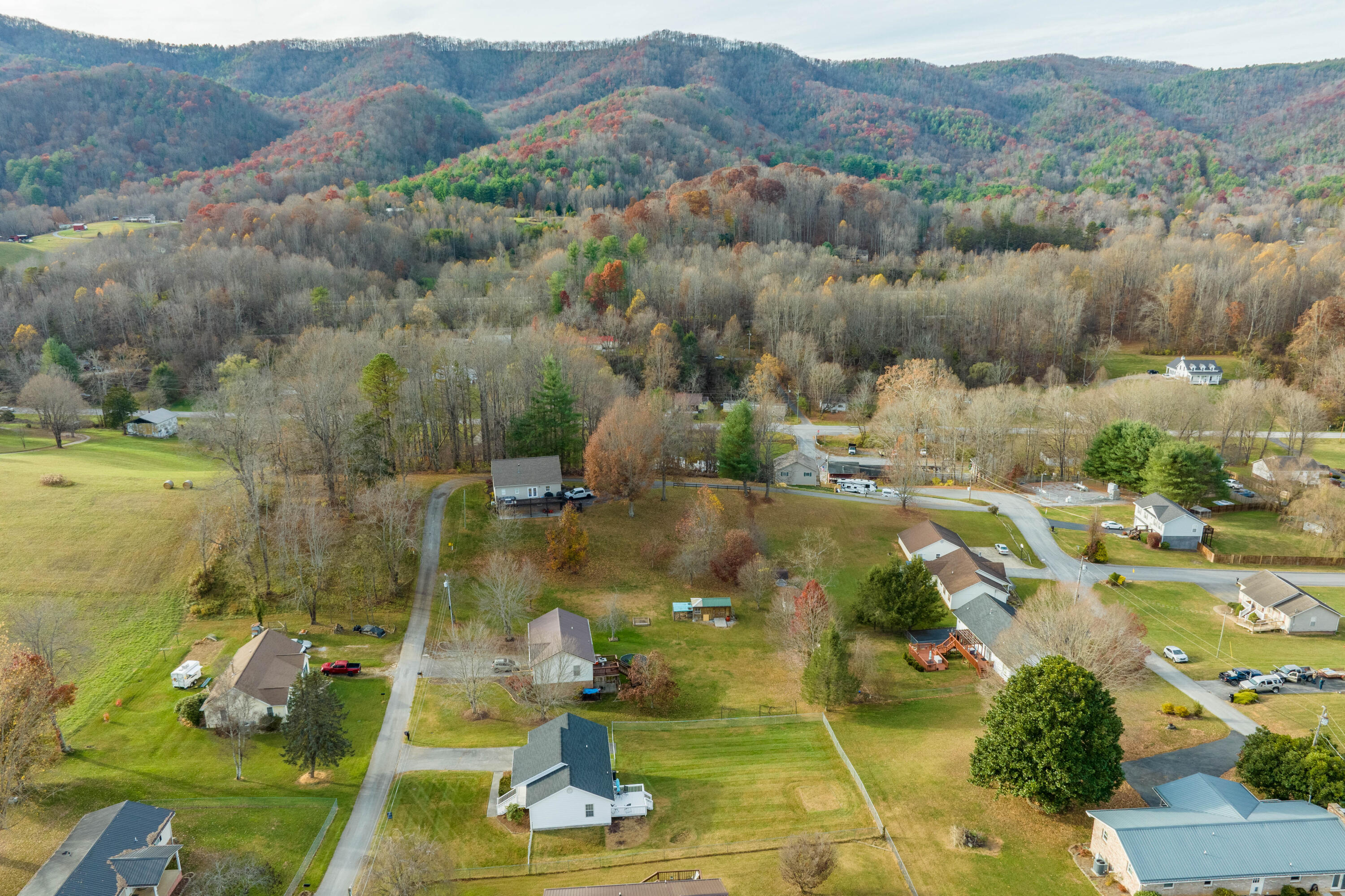 1131 Sugar Hollow Loop