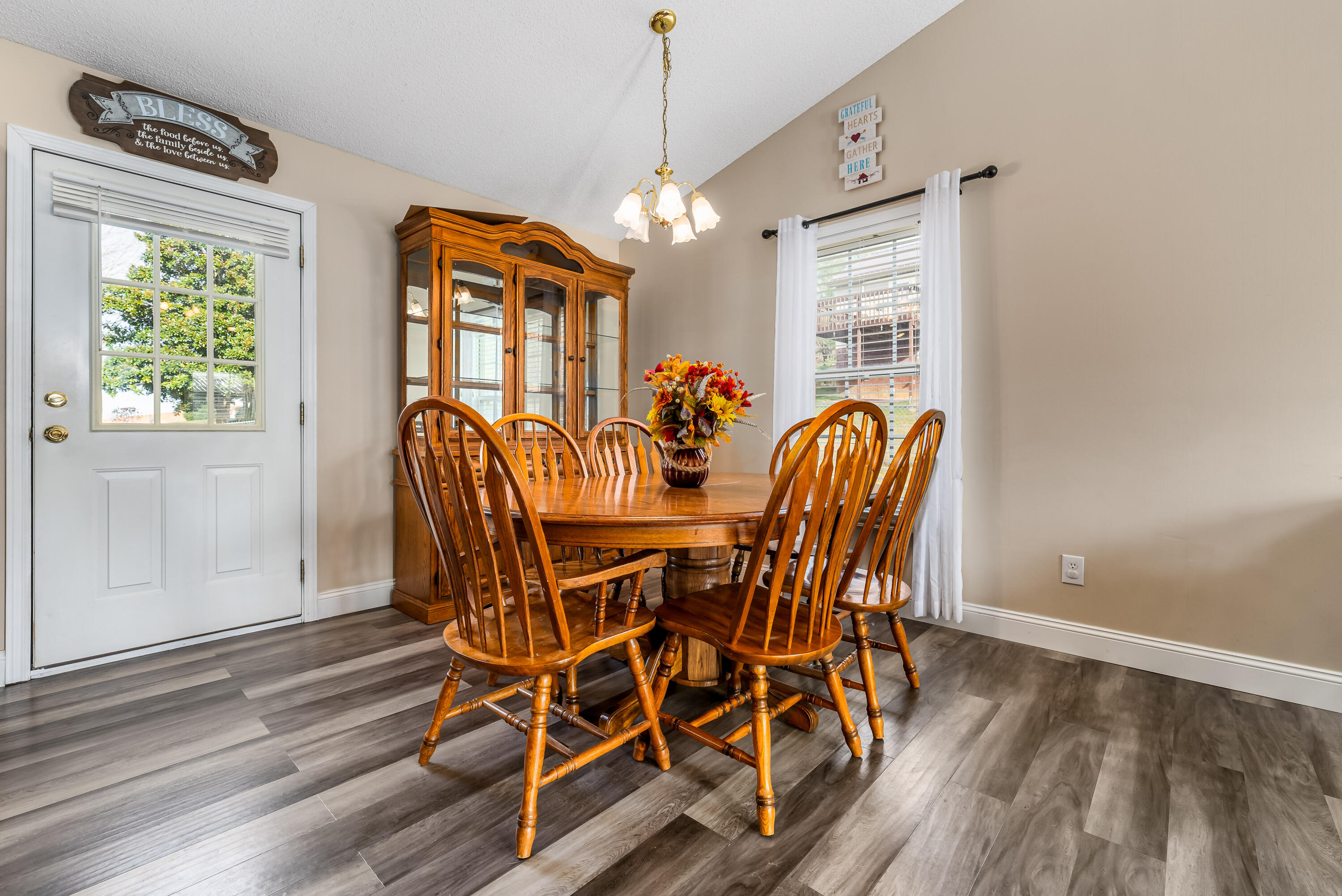 1131 Sugar Hollow Loop
