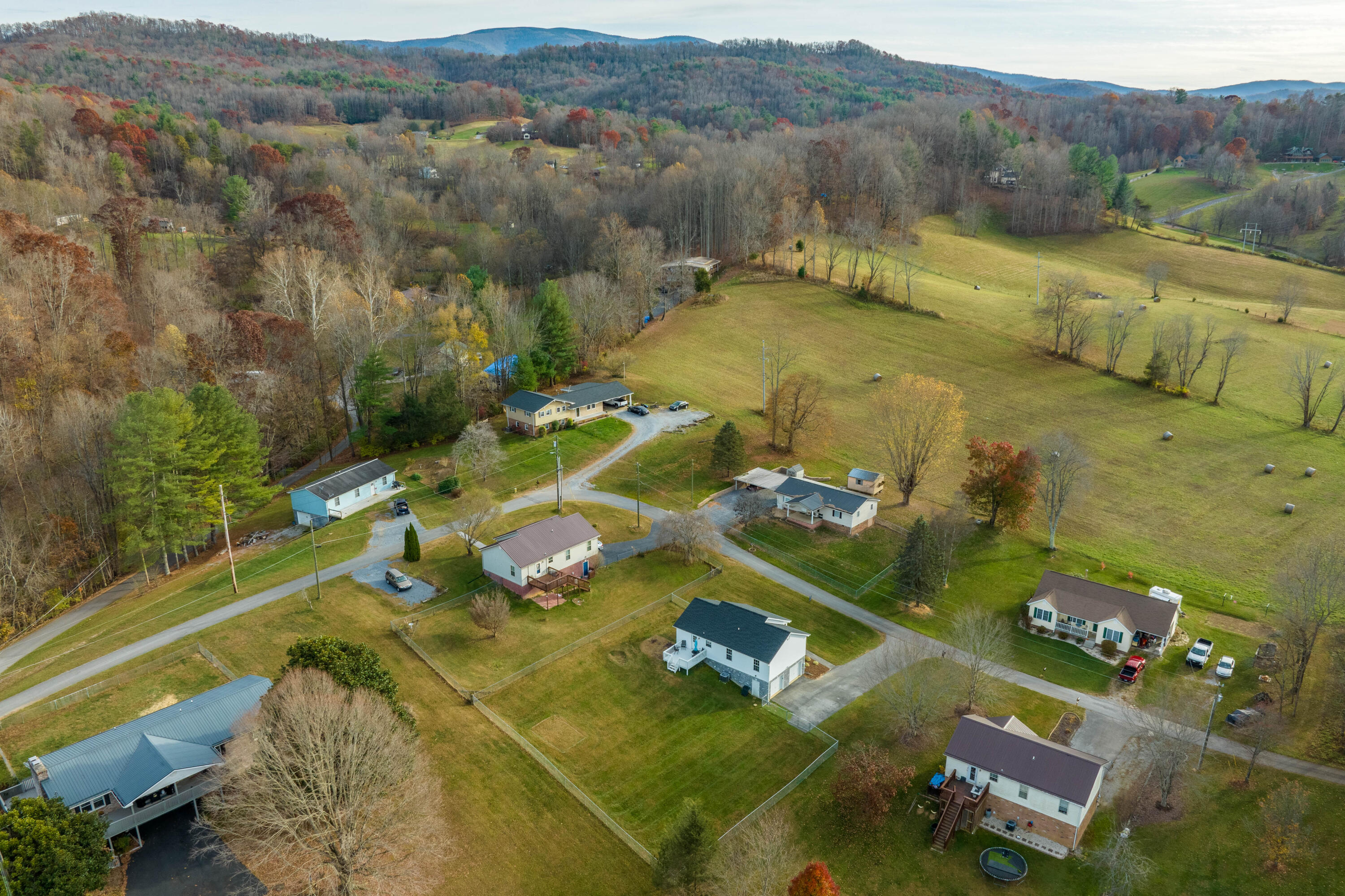 1131 Sugar Hollow Loop