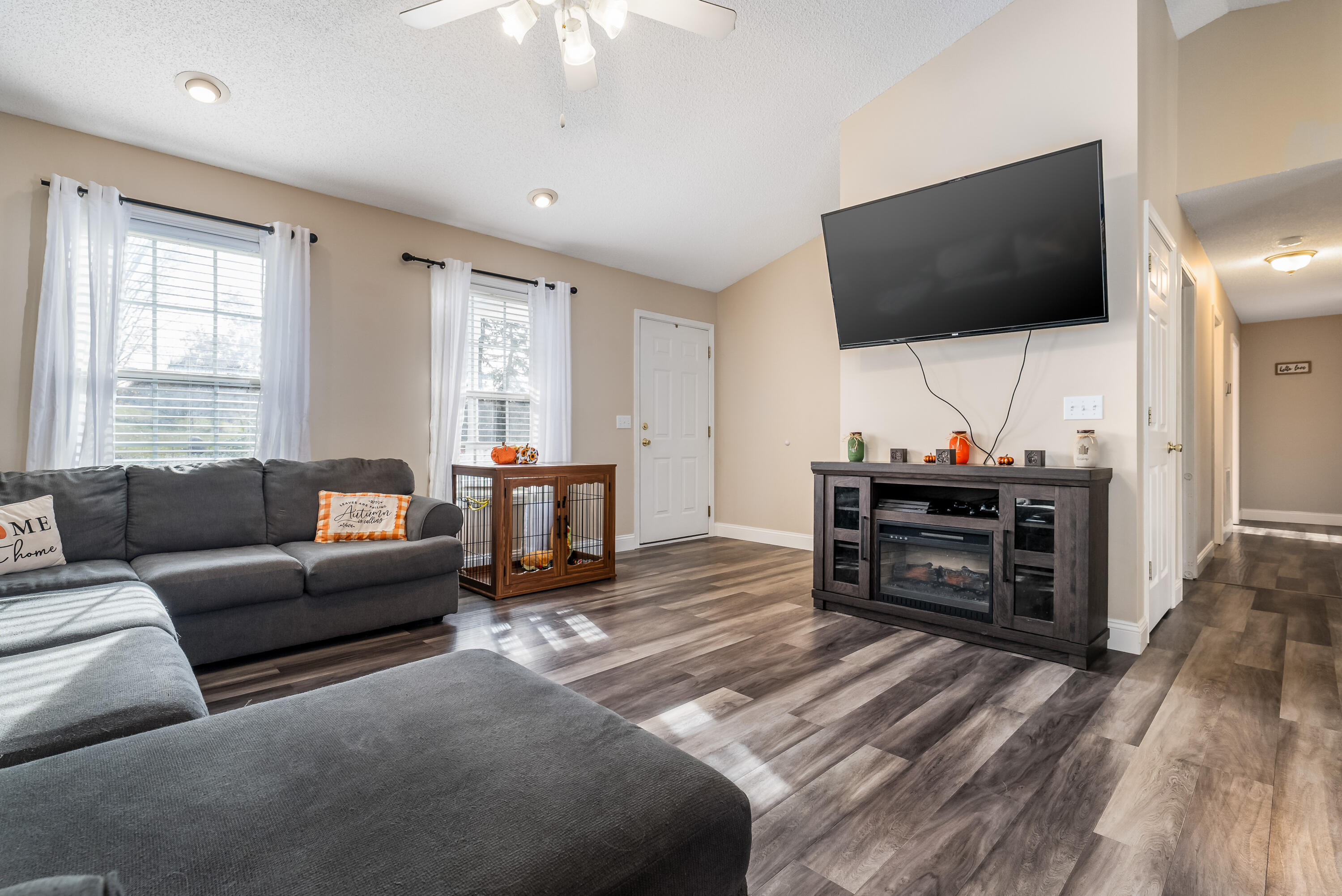 1131 Sugar Hollow Loop