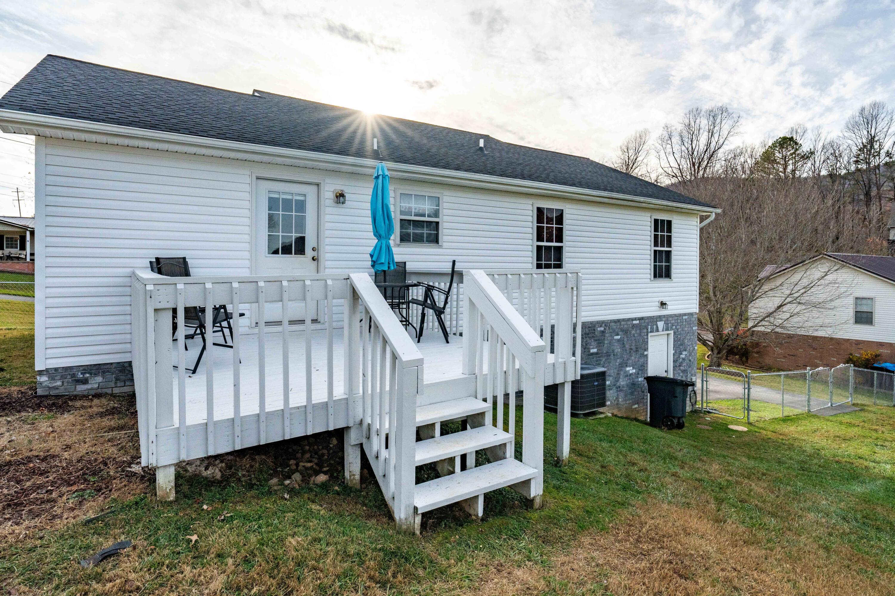 1131 Sugar Hollow Loop