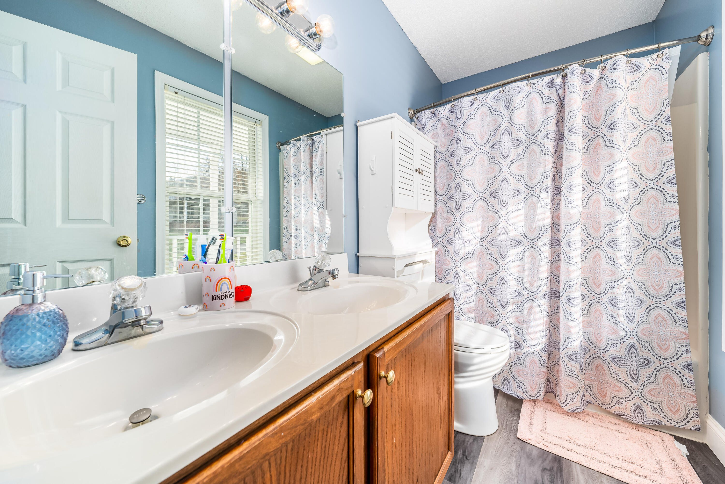 1131 Sugar Hollow Loop