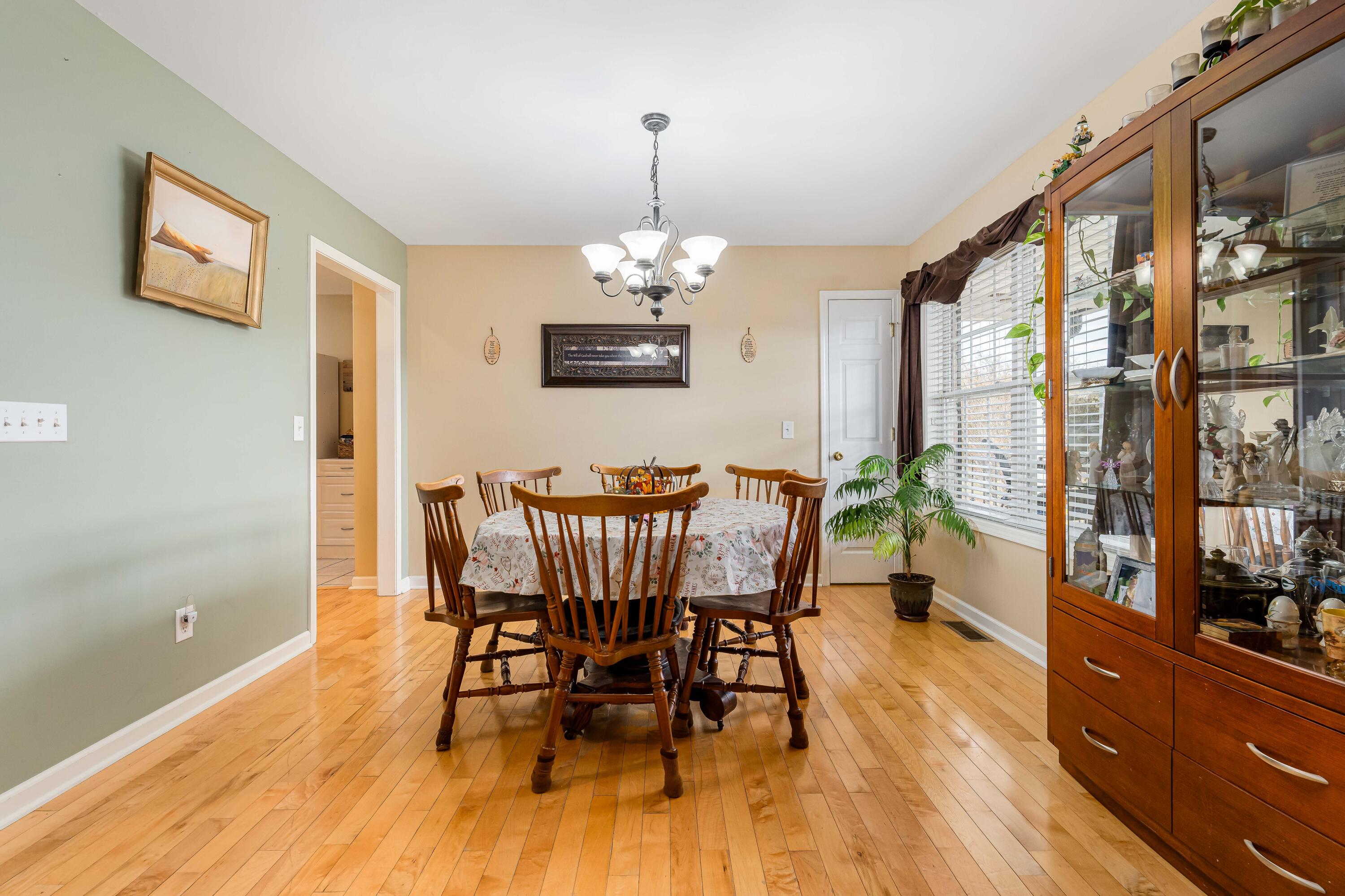 141 Olde Farm Drive