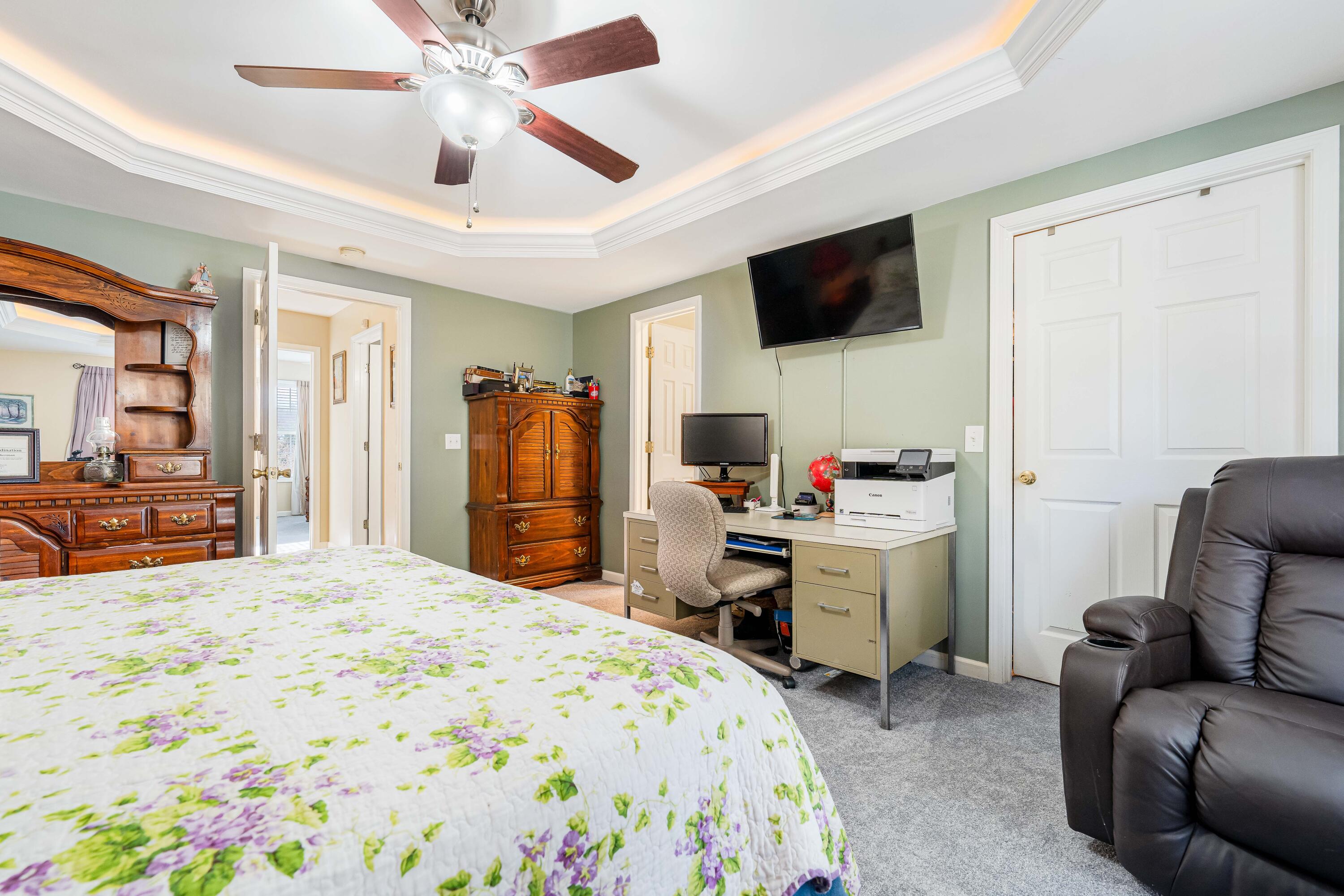 141 Olde Farm Drive