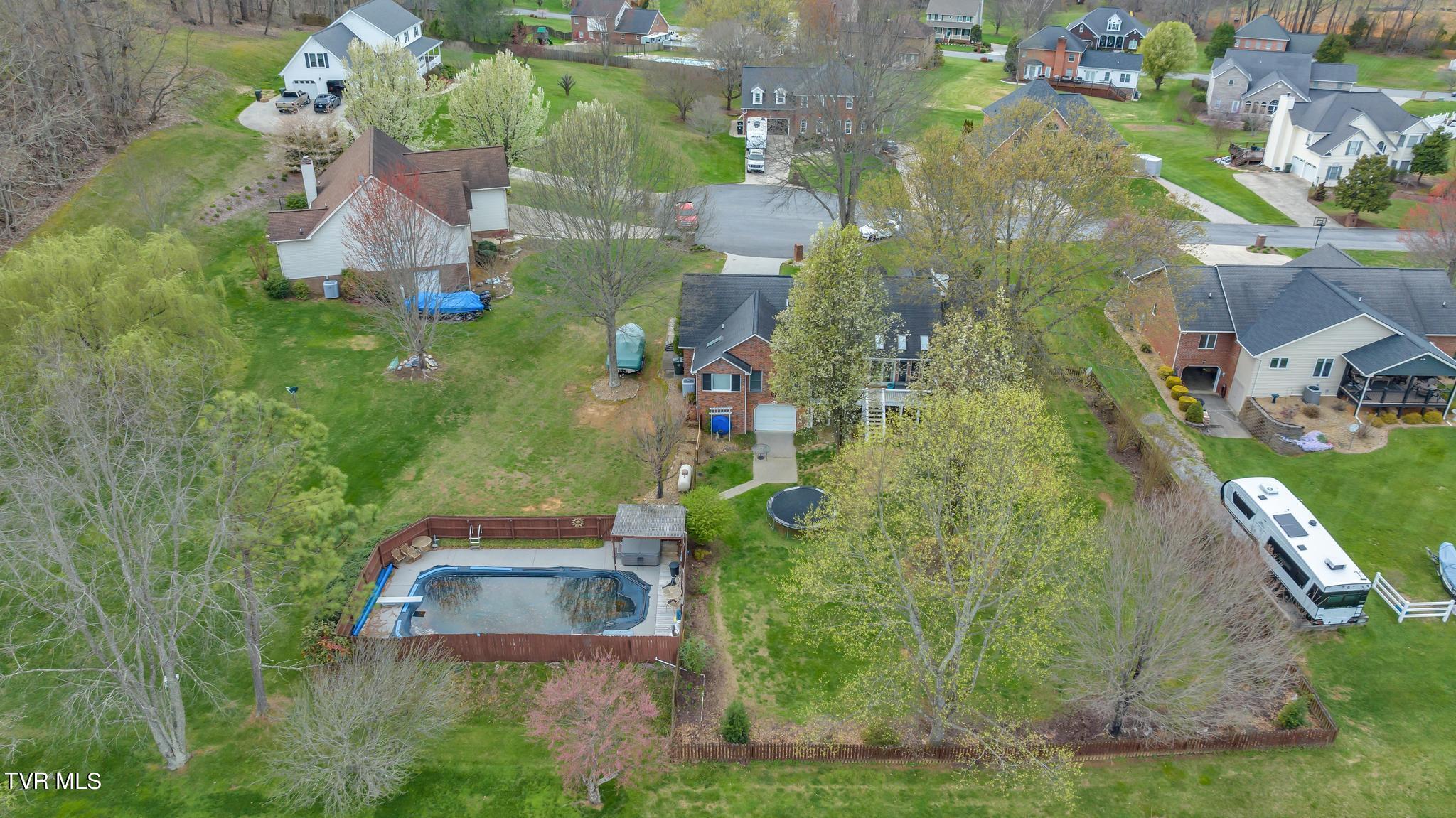 417 Oxford Court