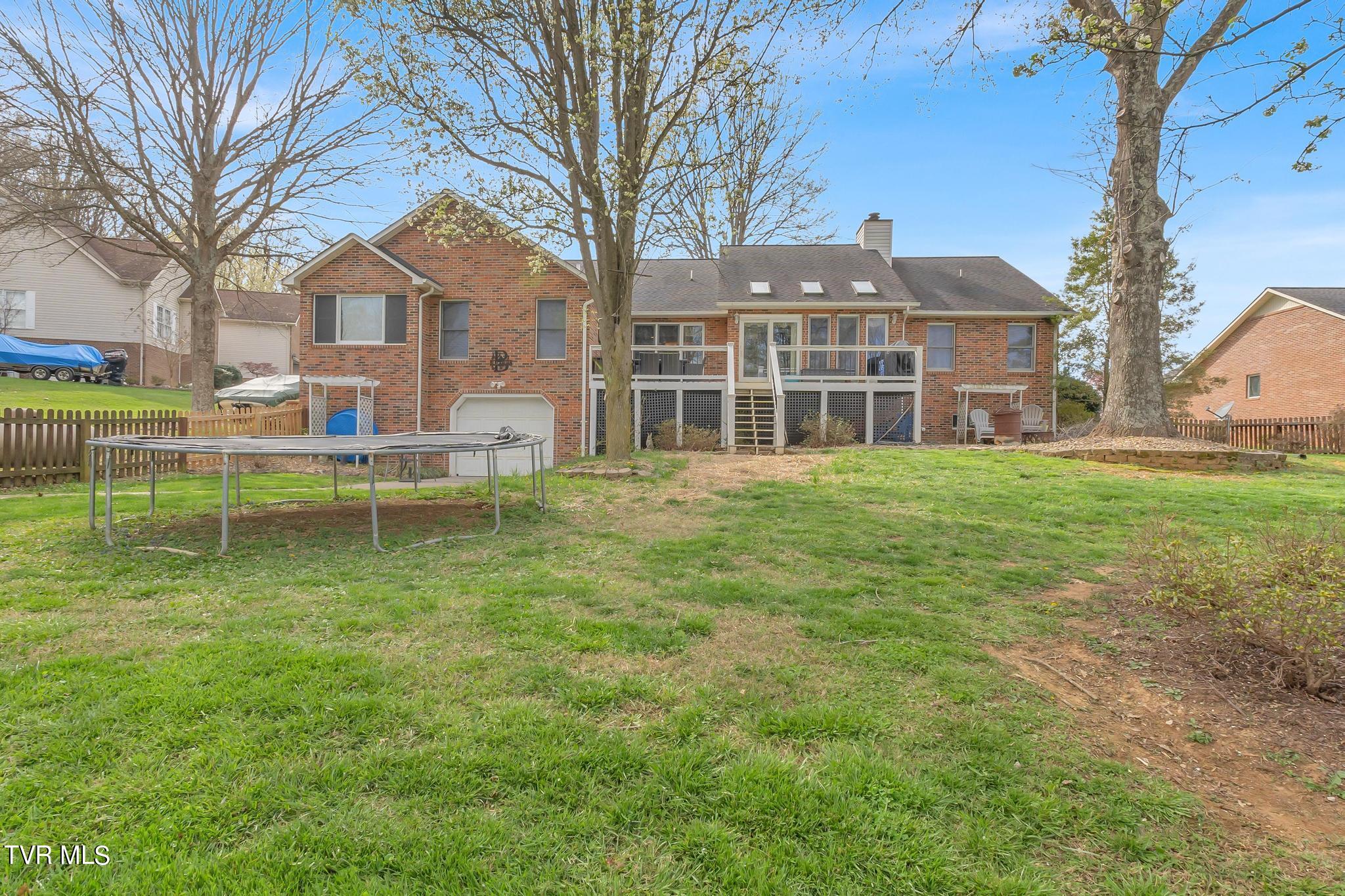 417 Oxford Court