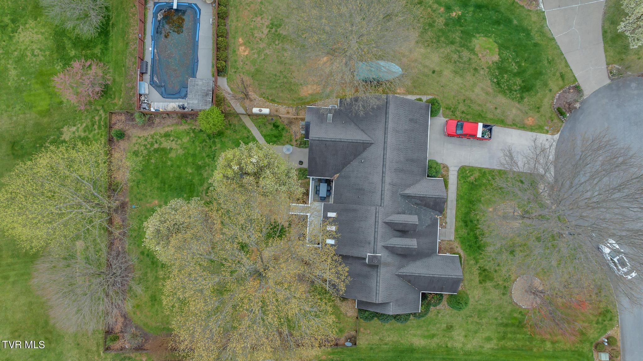 417 Oxford Court