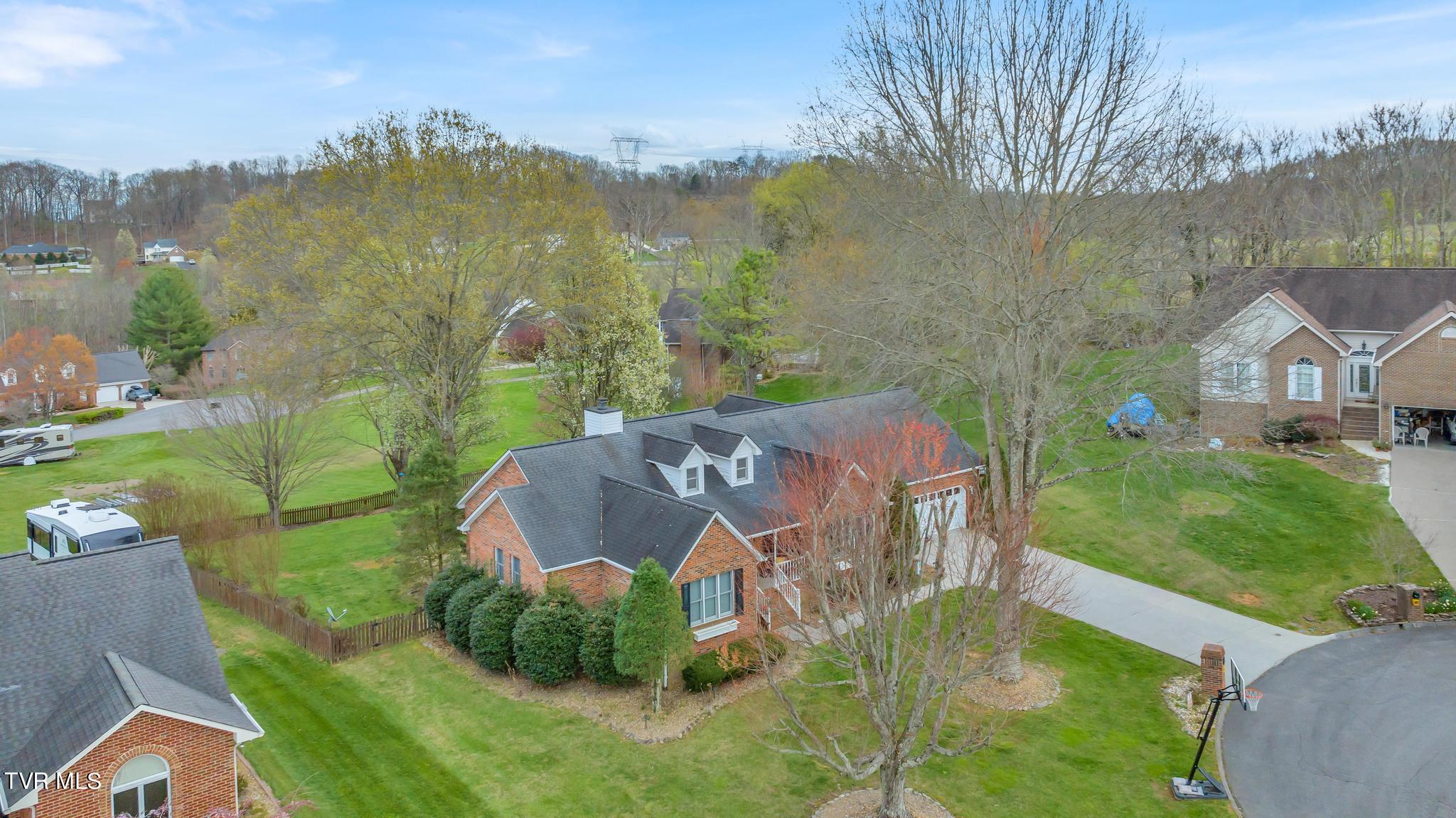 417 Oxford Court