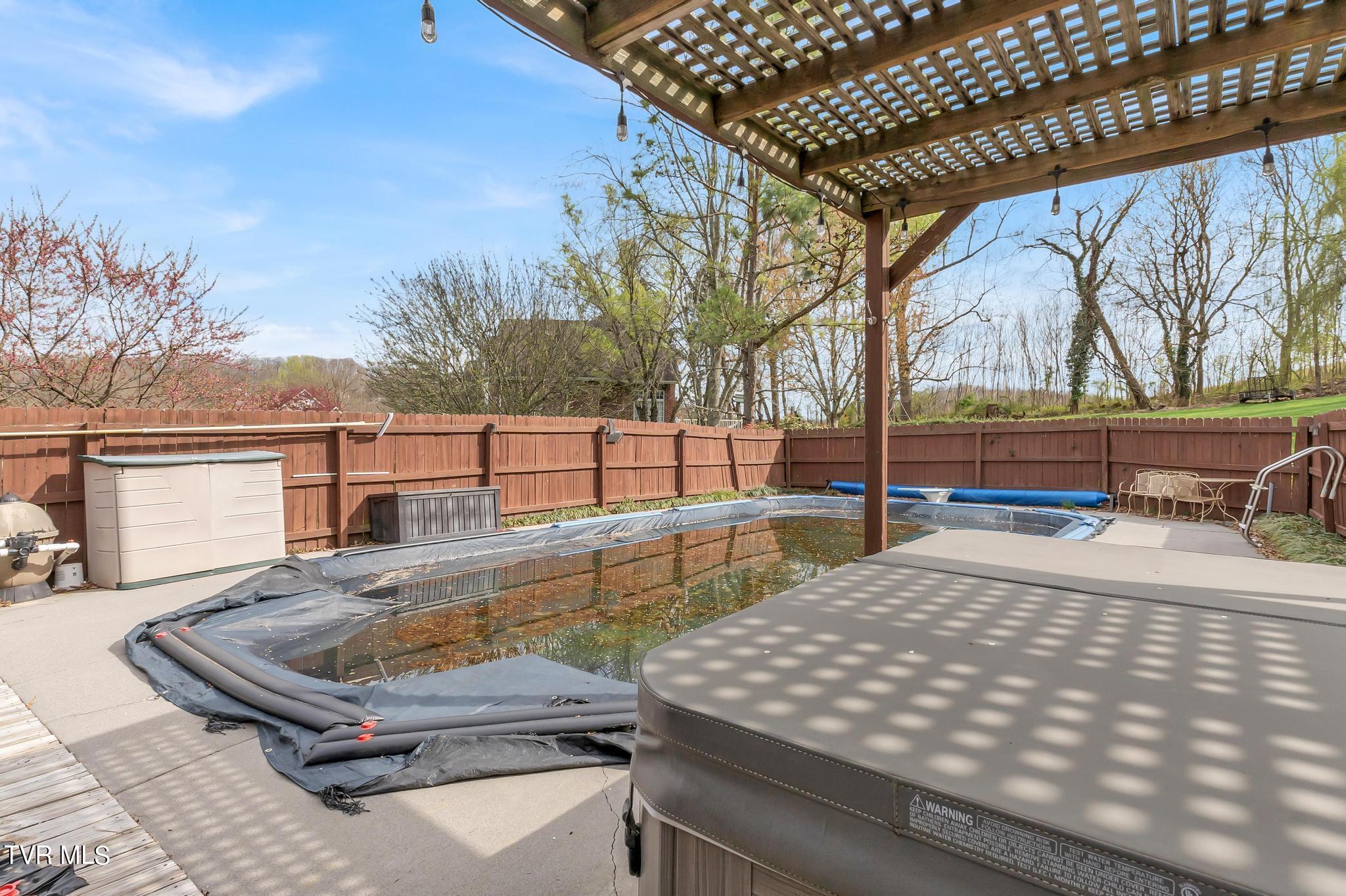 417 Oxford Court