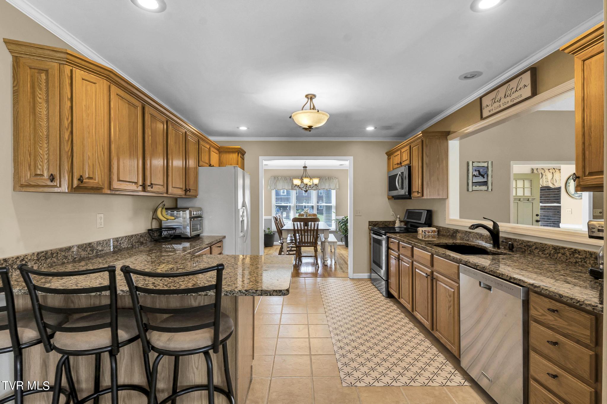 417 Oxford Court
