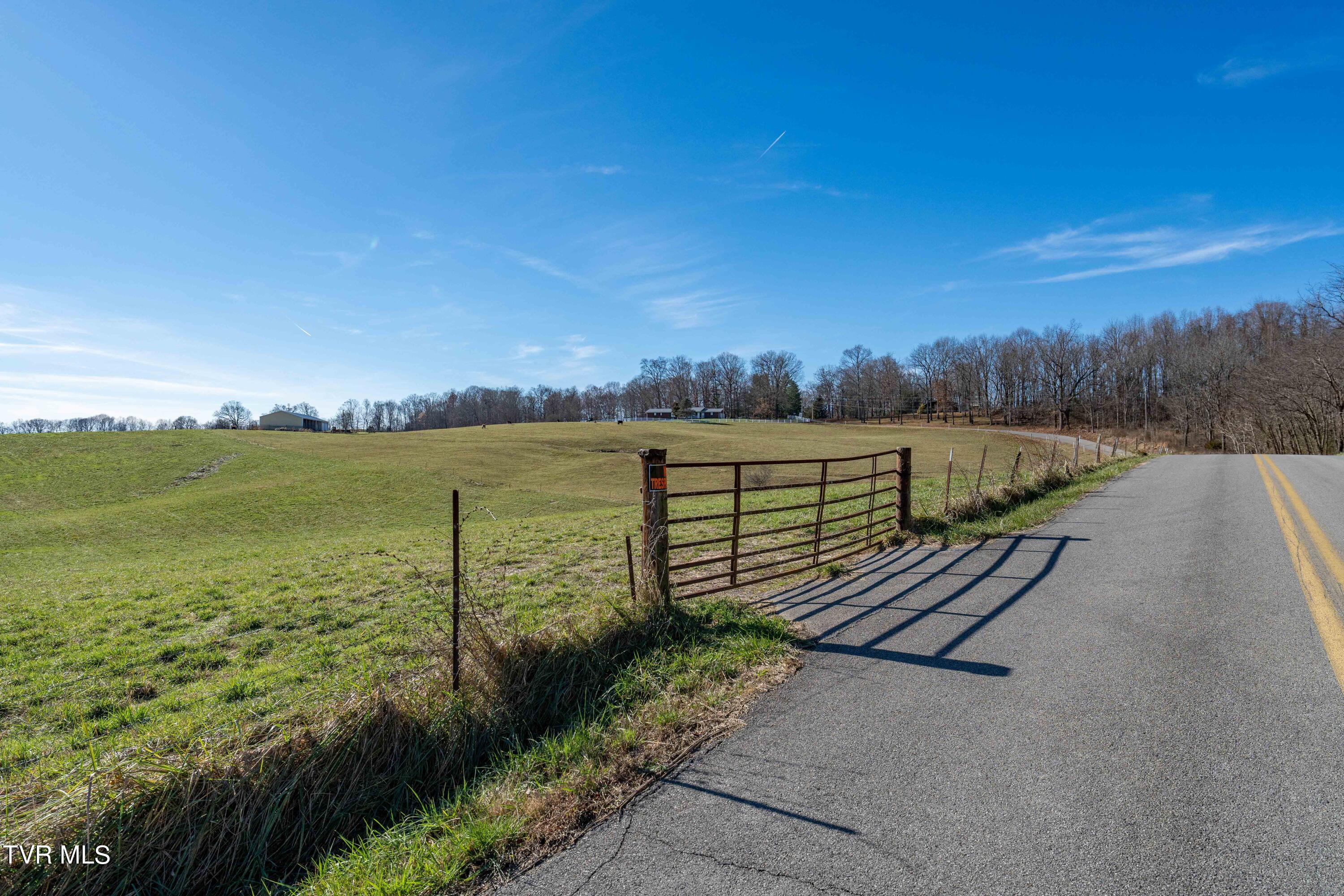 Tract 20 Saylor Hill Road