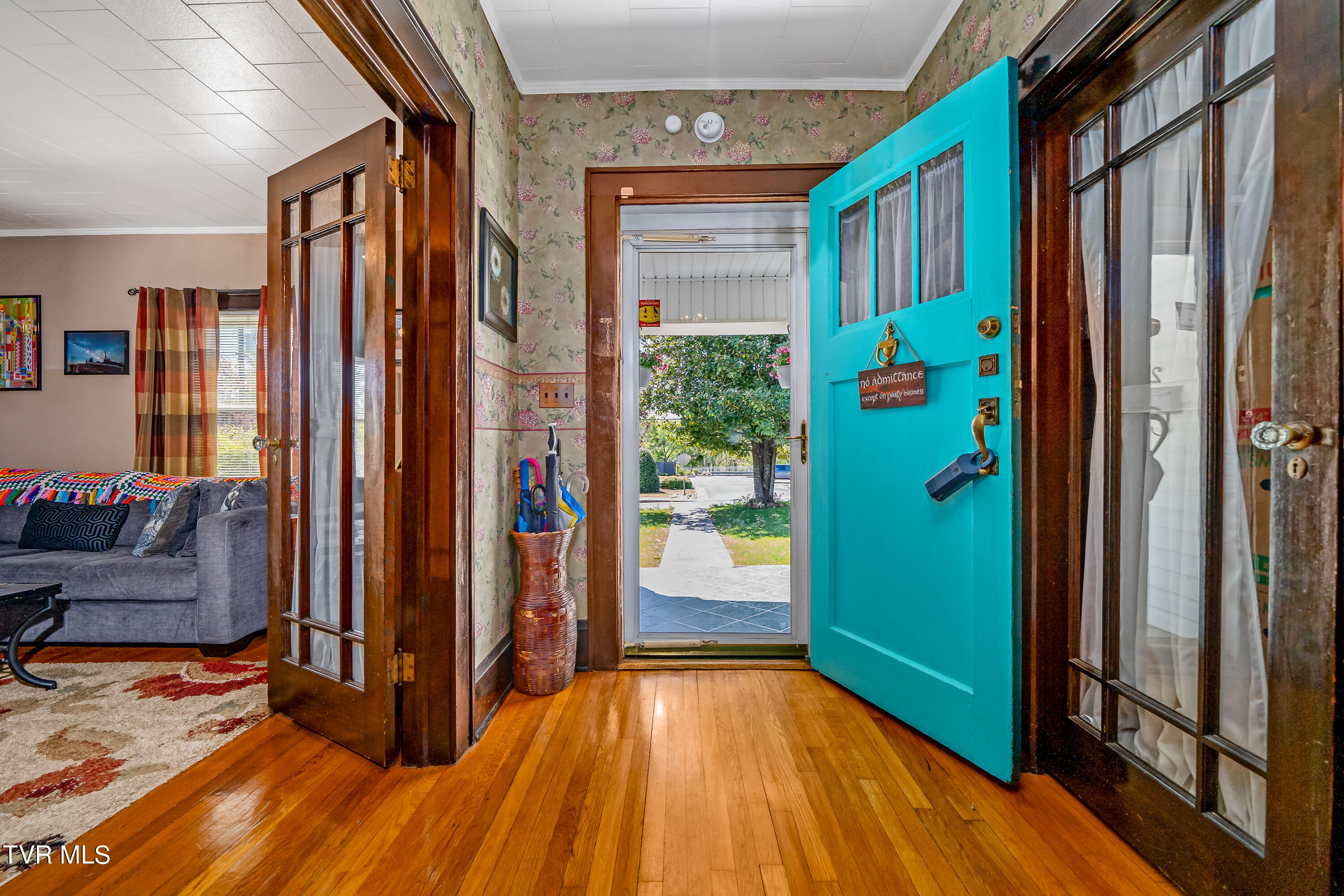 21 24th Street