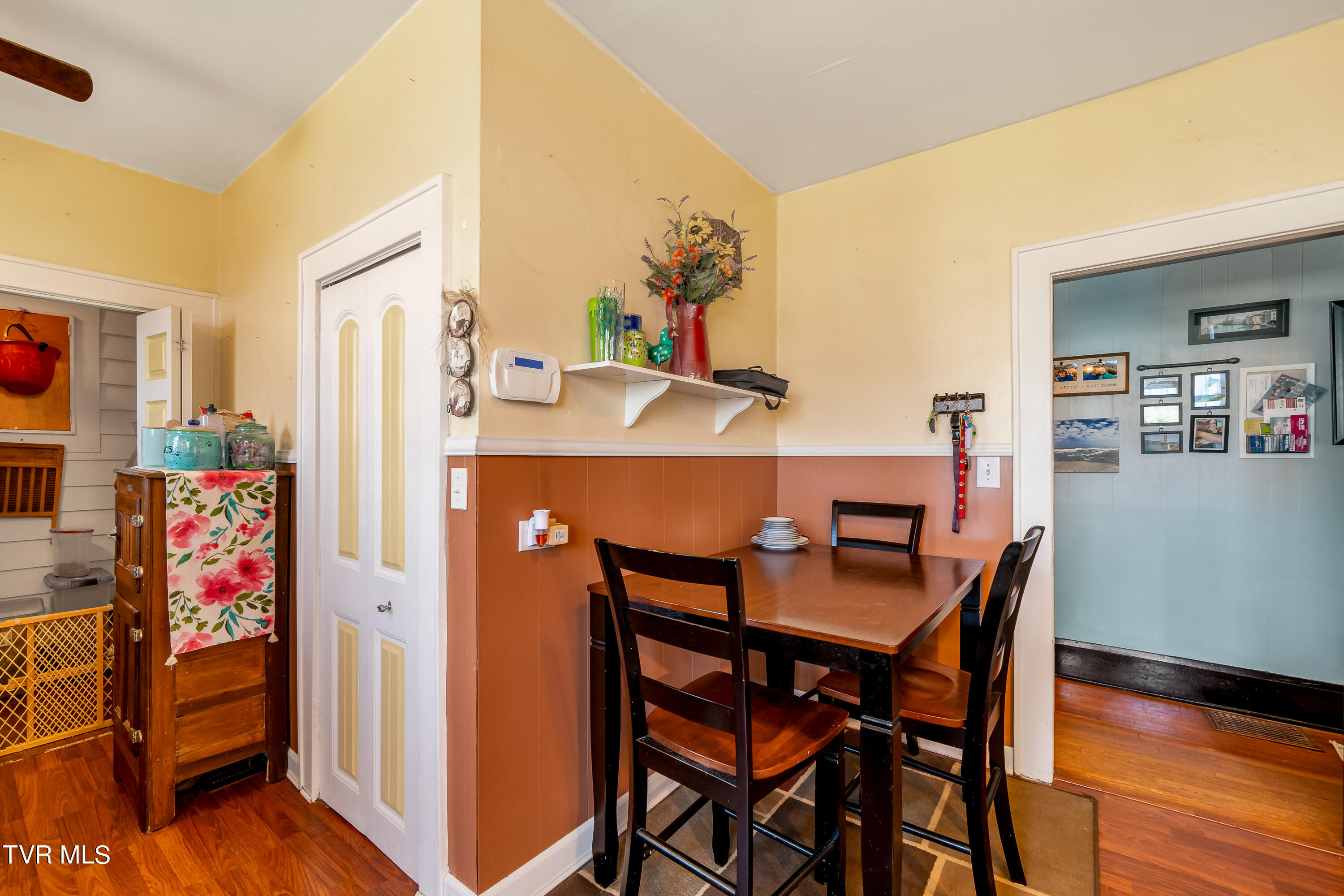 21 24th Street
