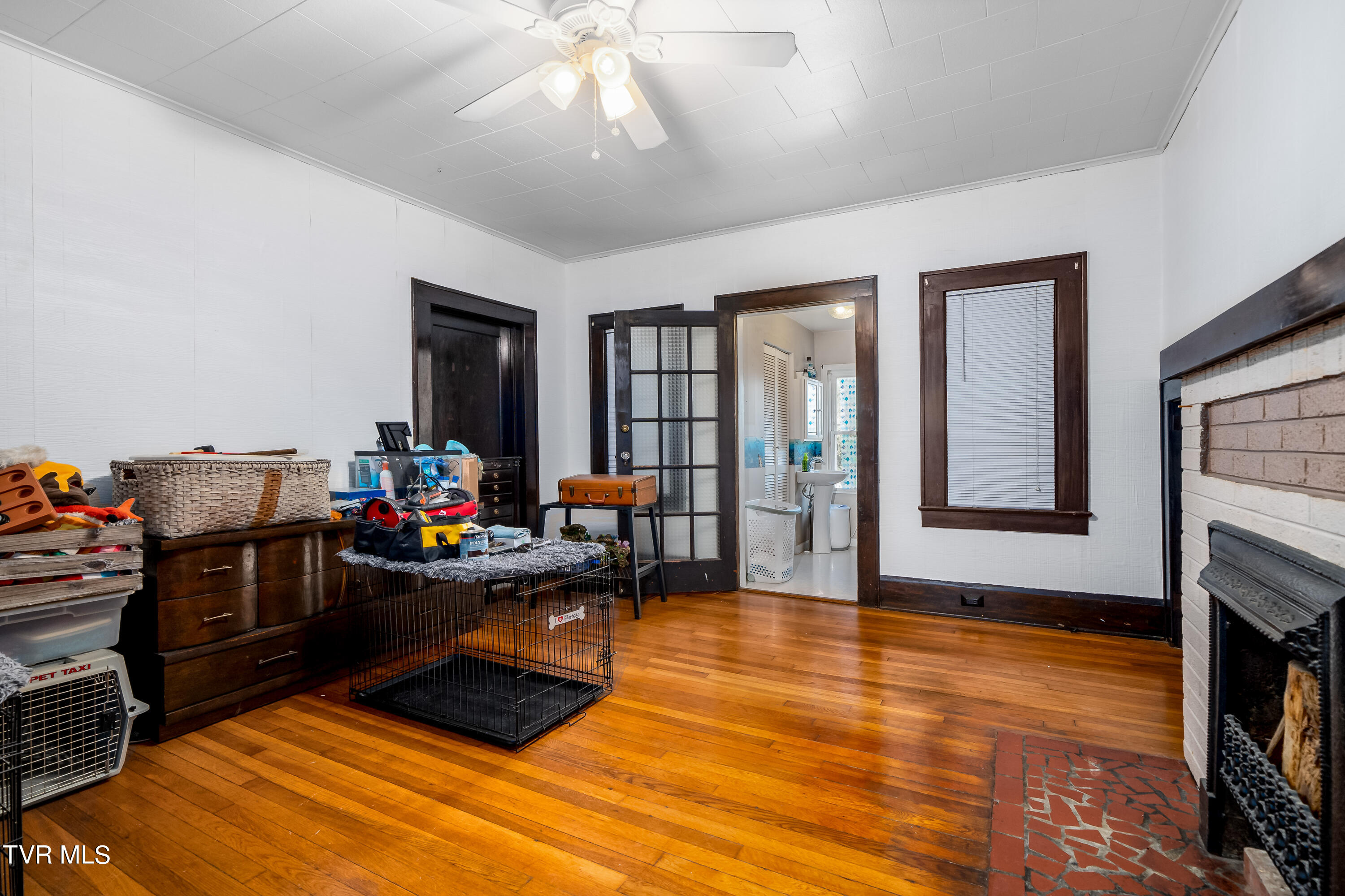 21 24th Street