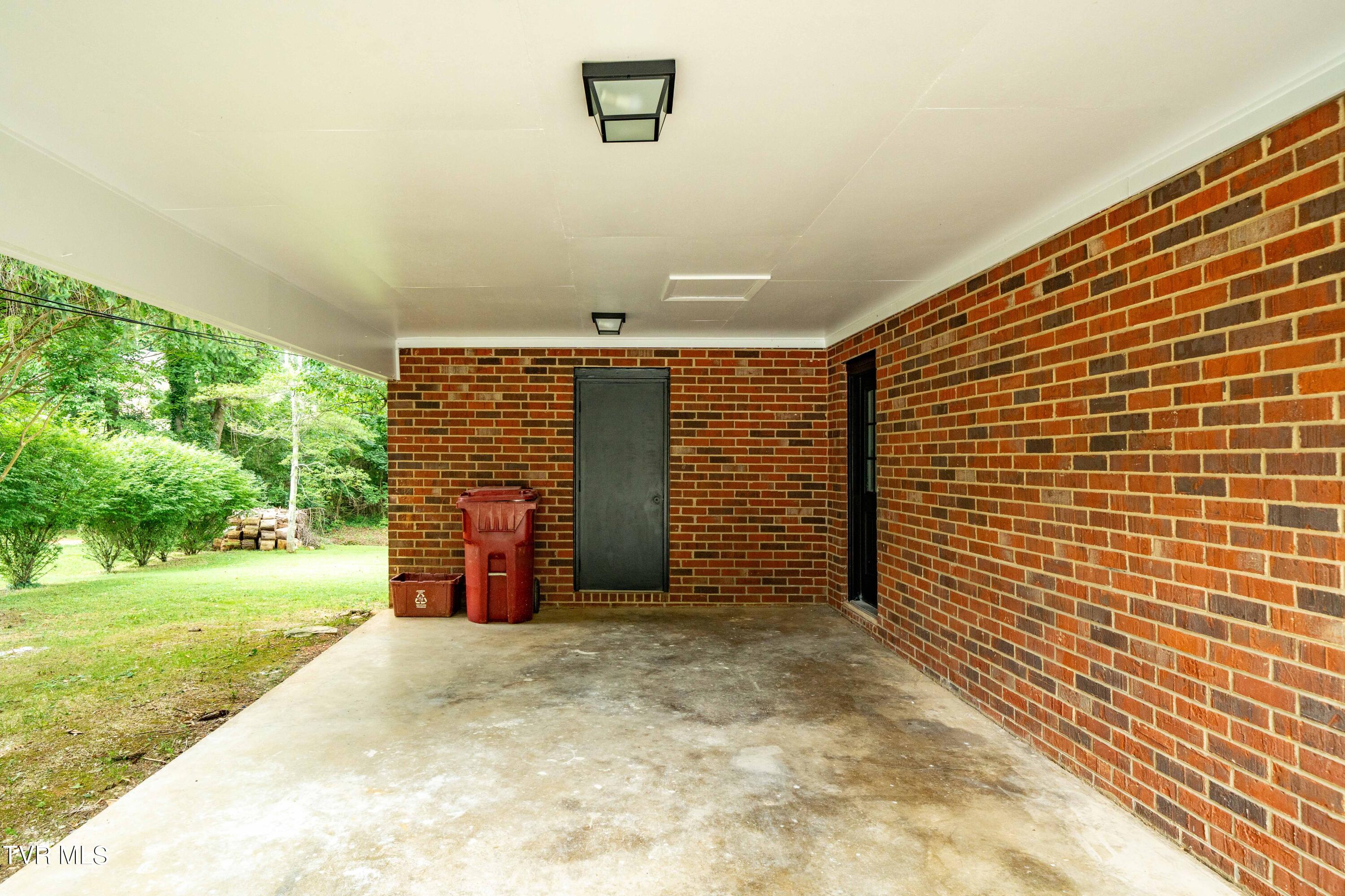 1502 Muskhogean Drive