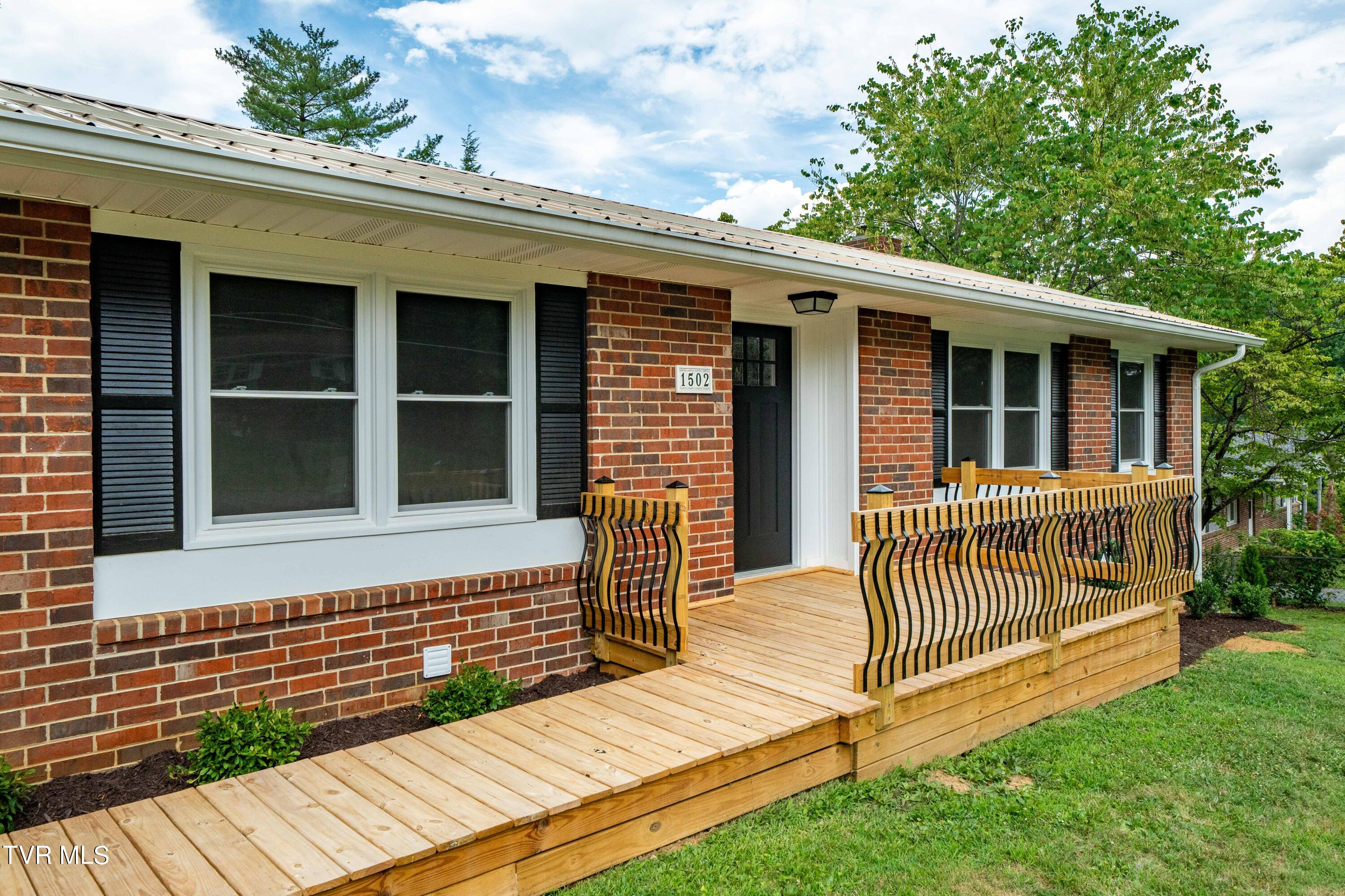 1502 Muskhogean Drive
