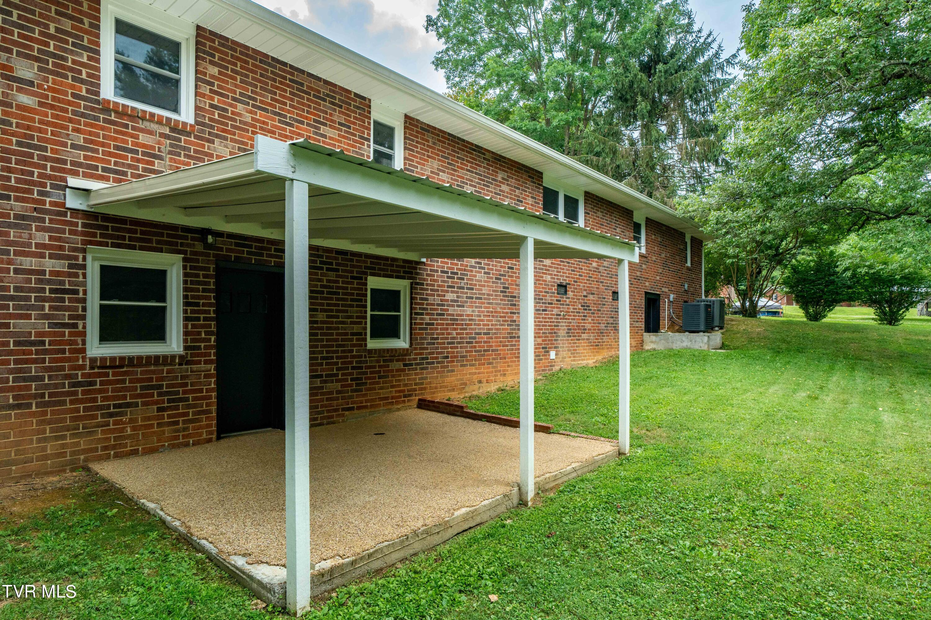 1502 Muskhogean Drive
