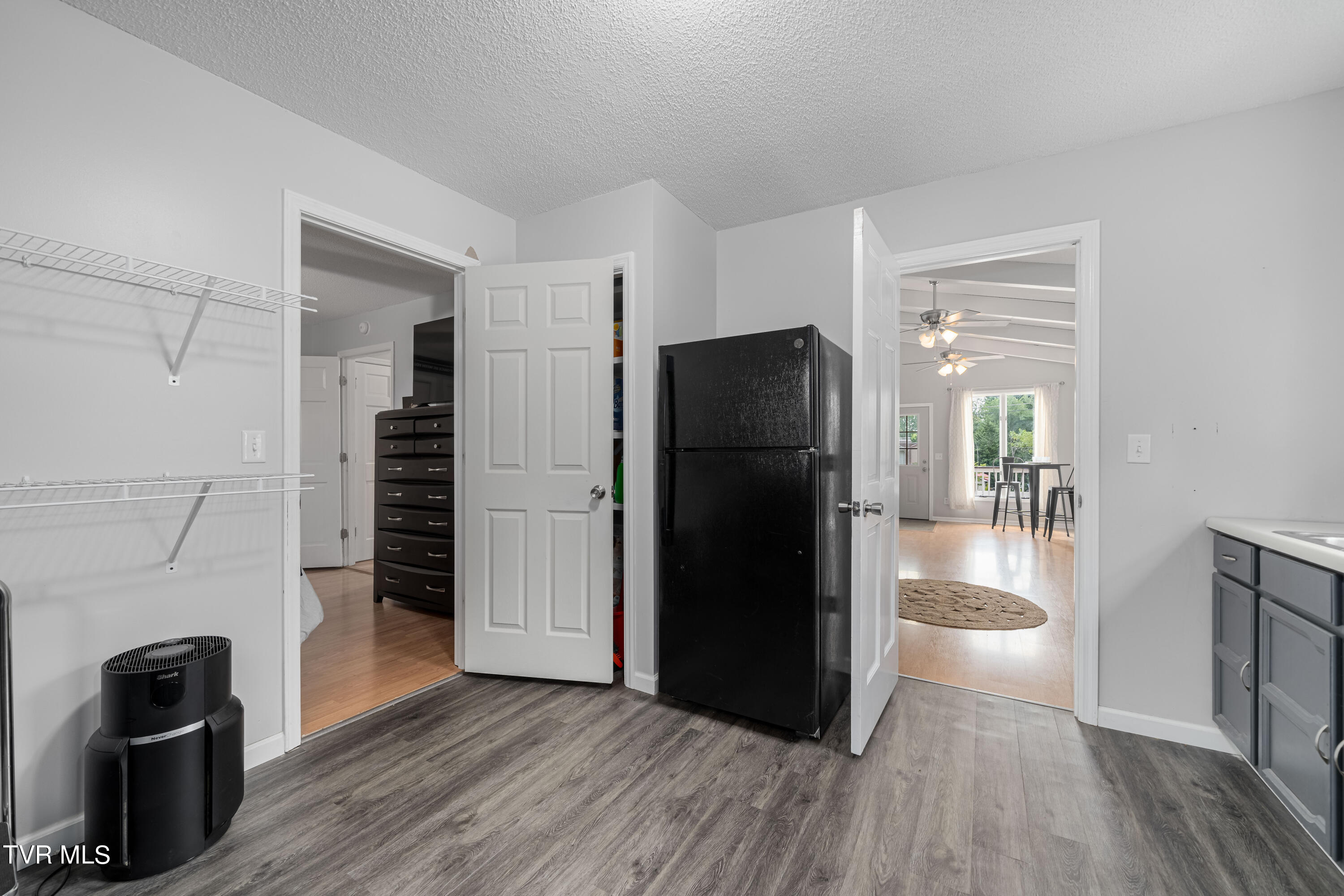 2805 Avondale Drive