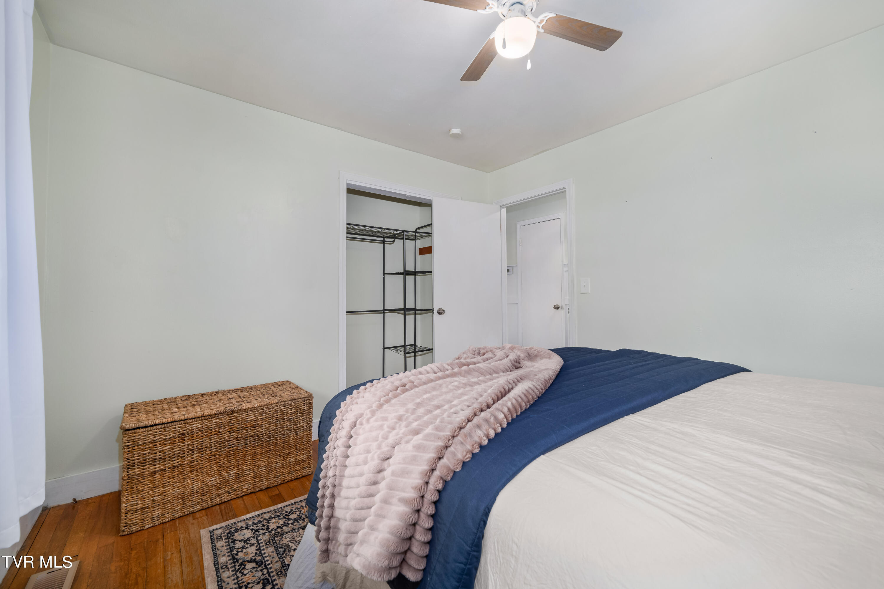 2410 Circleview Drive