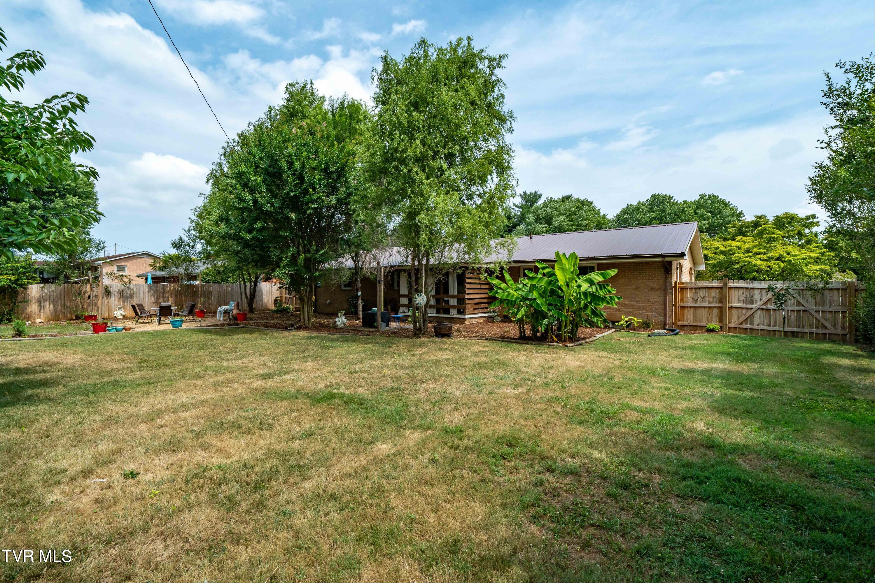 2410 Circleview Drive