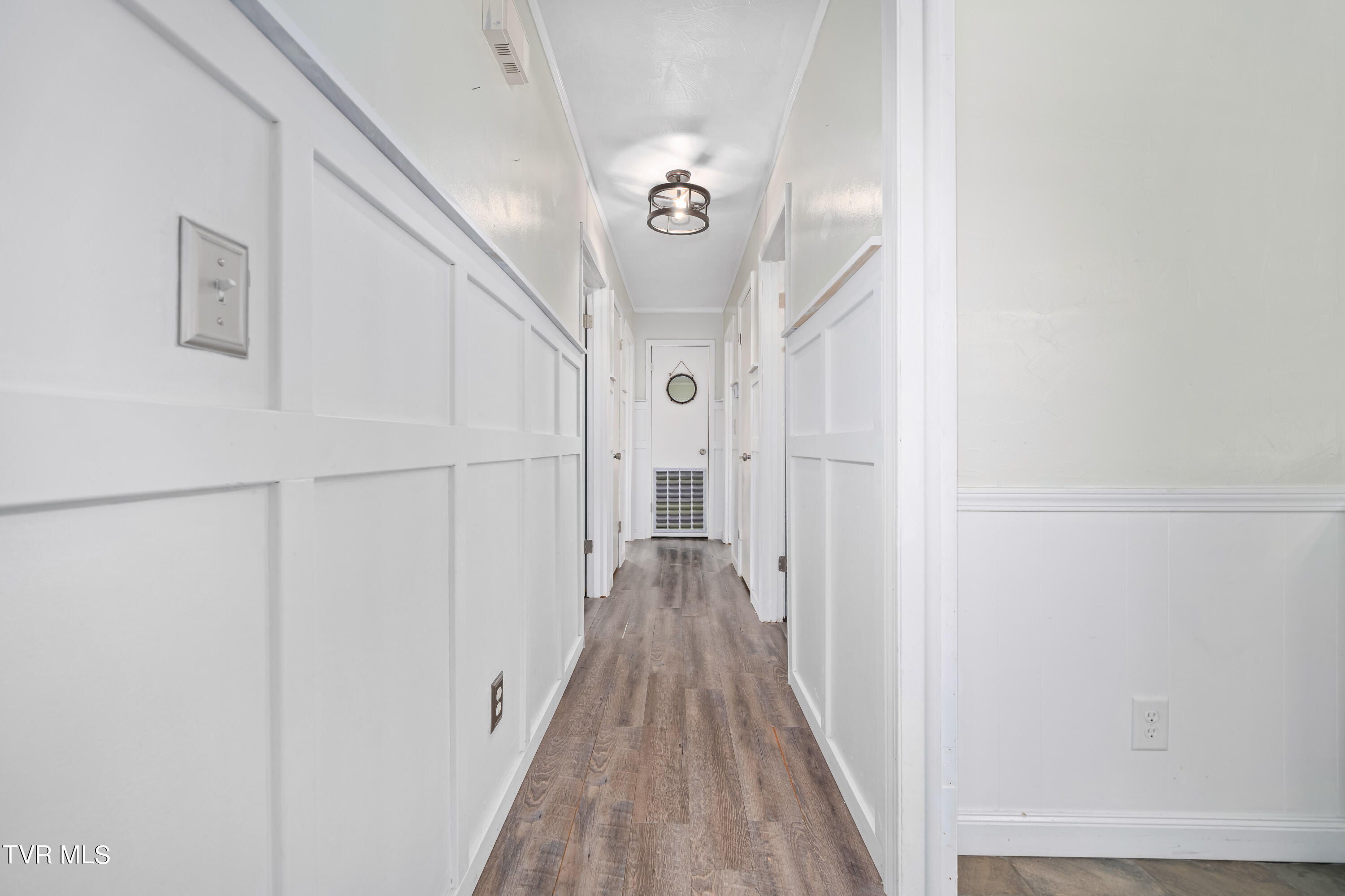 2410 Circleview Drive