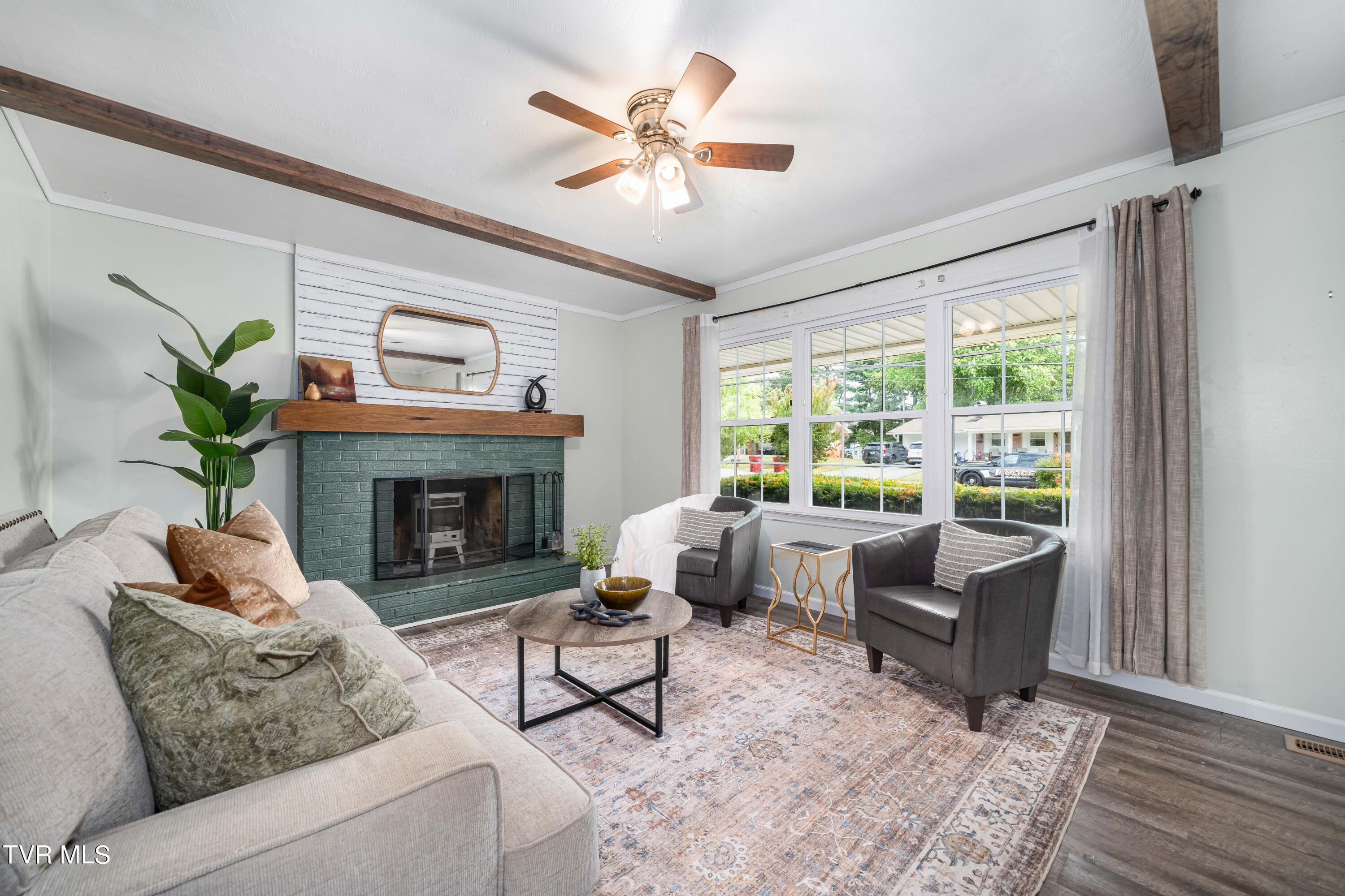 2410 Circleview Drive